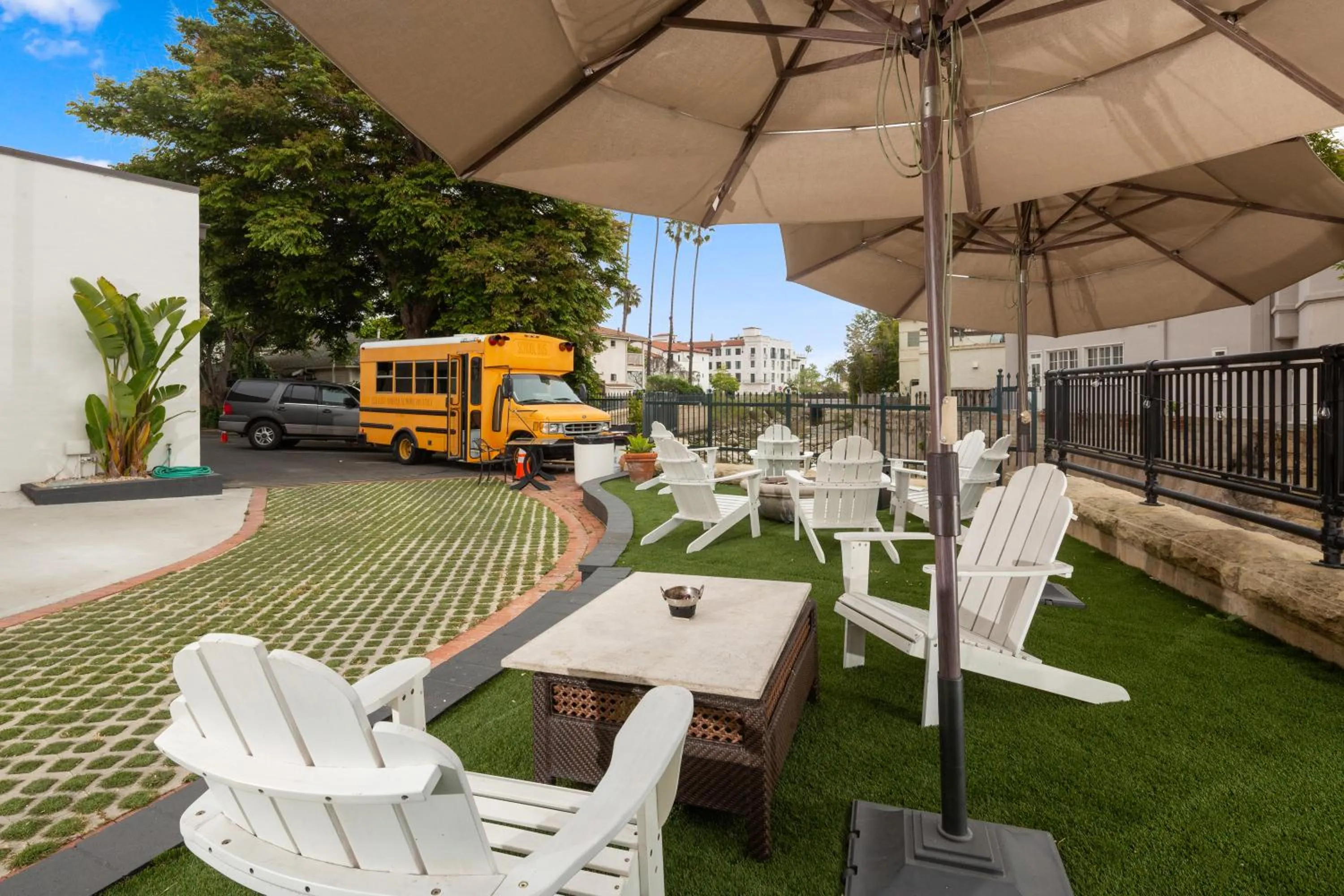 Patio in ITH Santa Barbara Surf Hostel
