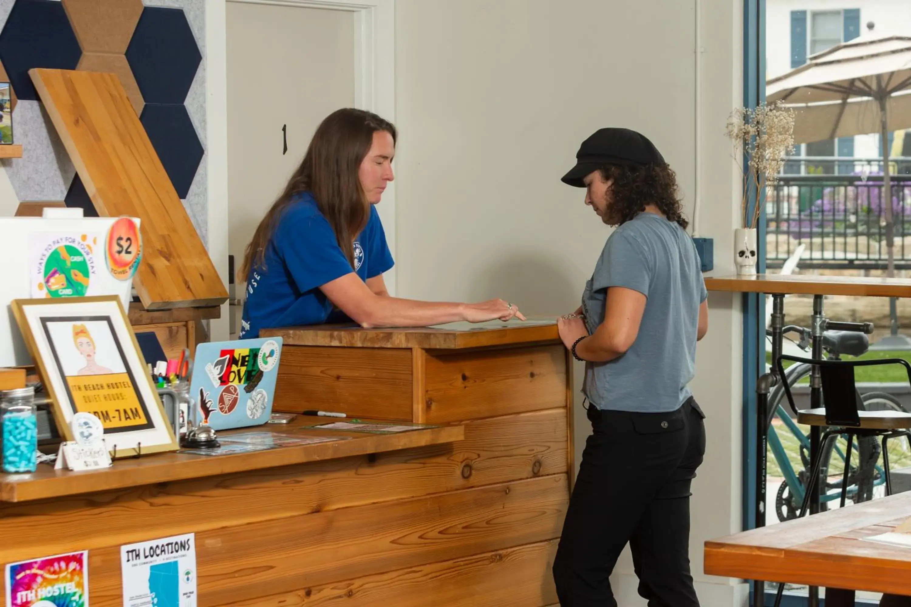 Lobby or reception in ITH Santa Barbara Surf Hostel Lobby or reception in ITH Santa Barbara Surf Hostel