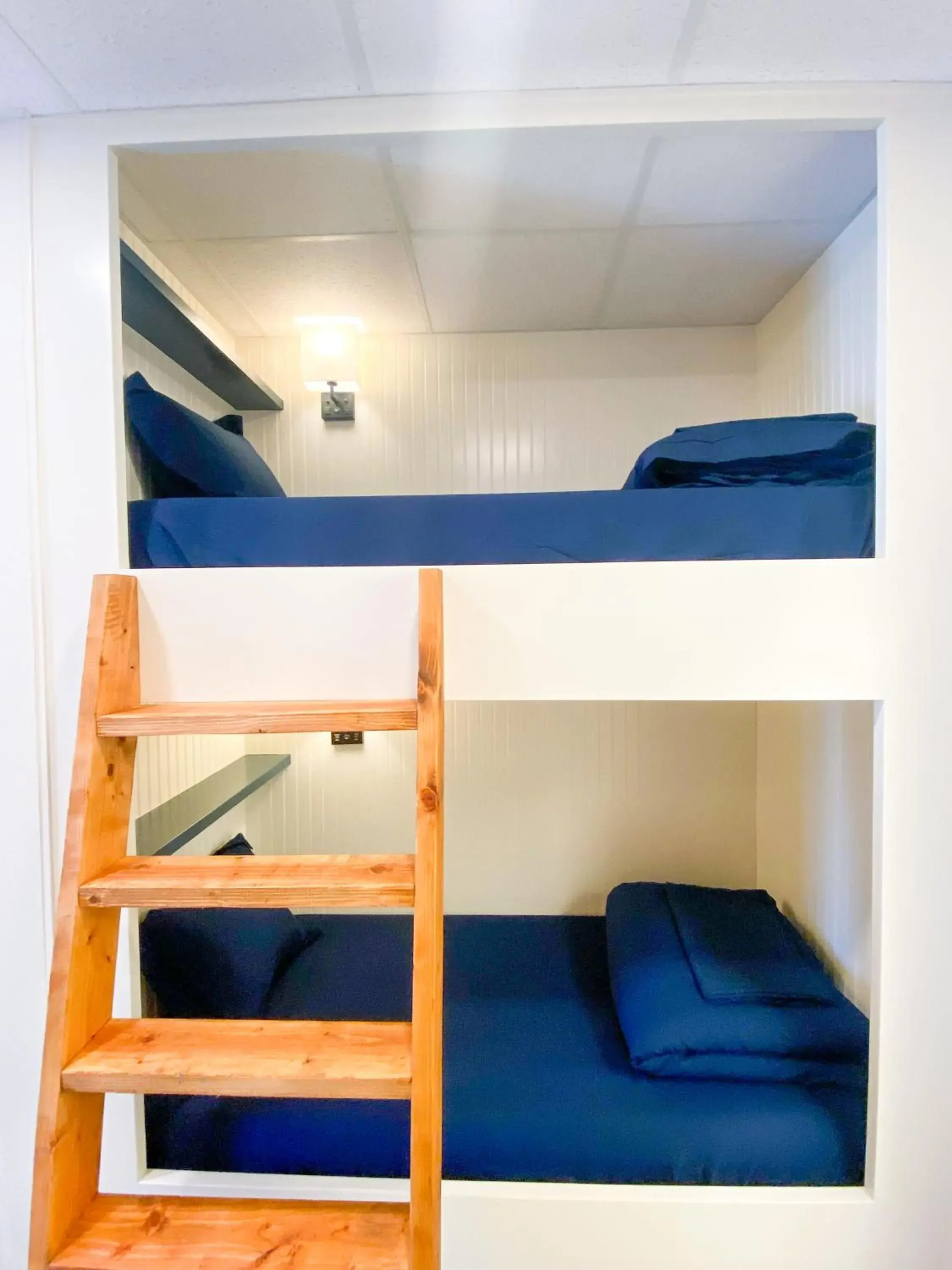 Bedroom, Bed in ITH Santa Barbara Surf Hostel Bedroom, Bed in ITH Santa Barbara Surf Hostel