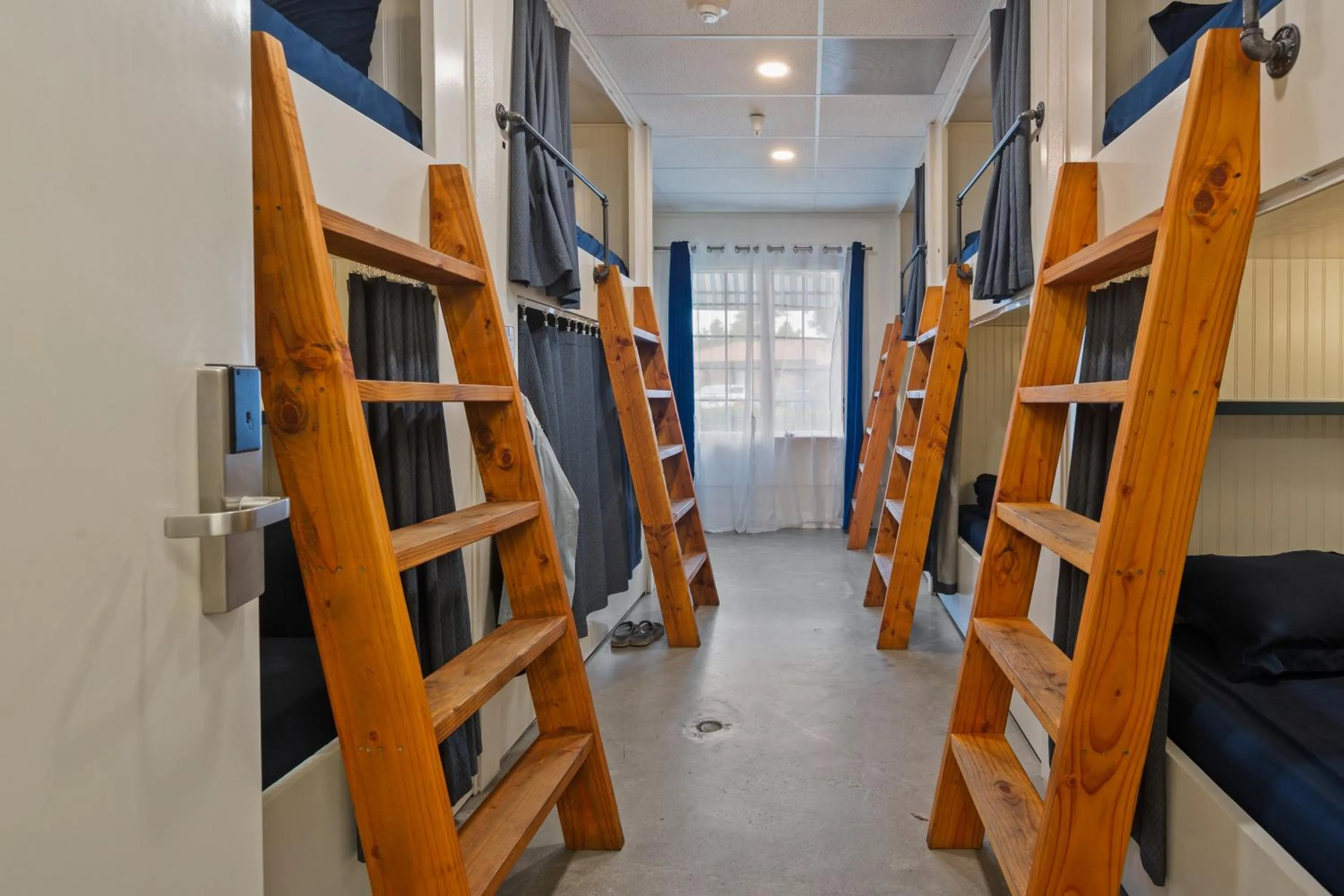 Bedroom, Bed in ITH Santa Barbara Surf Hostel