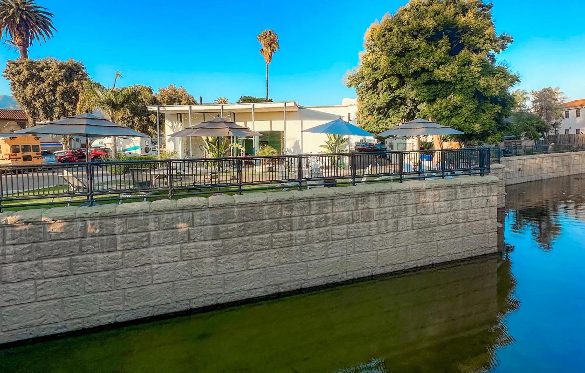 Property building in ITH Santa Barbara Surf Hostel