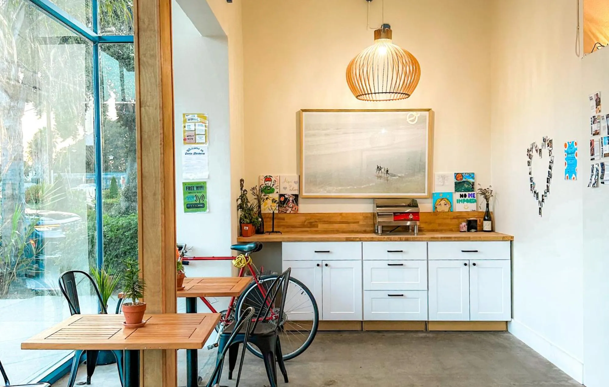 Dining area in ITH Santa Barbara Surf Hostel