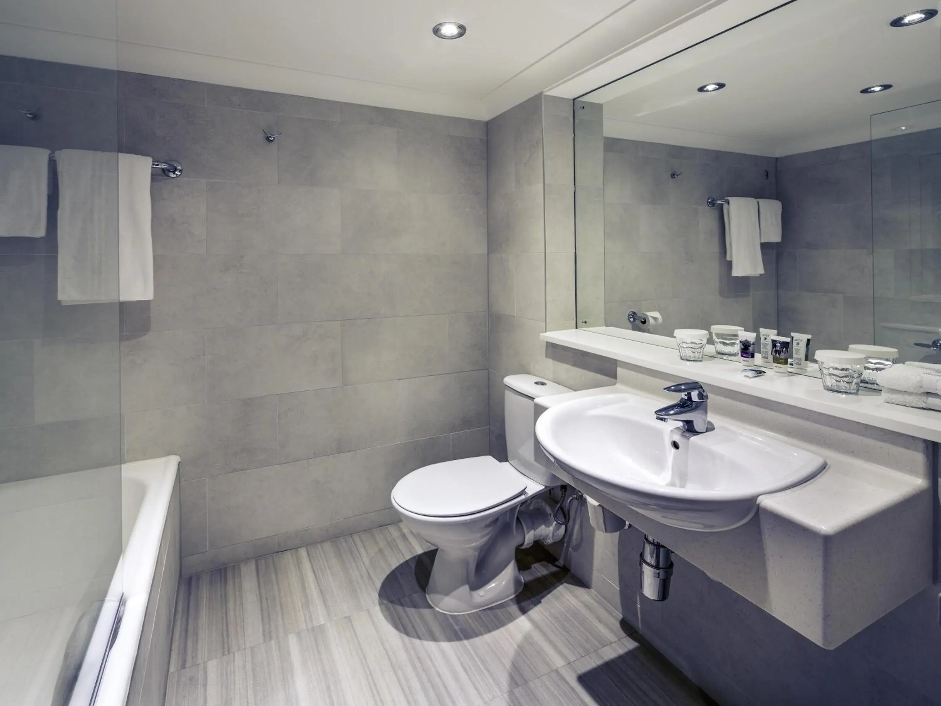 Bedroom in Mercure Manchester Piccadilly Hotel Bedroom in Mercure Manchester Piccadilly Hotel