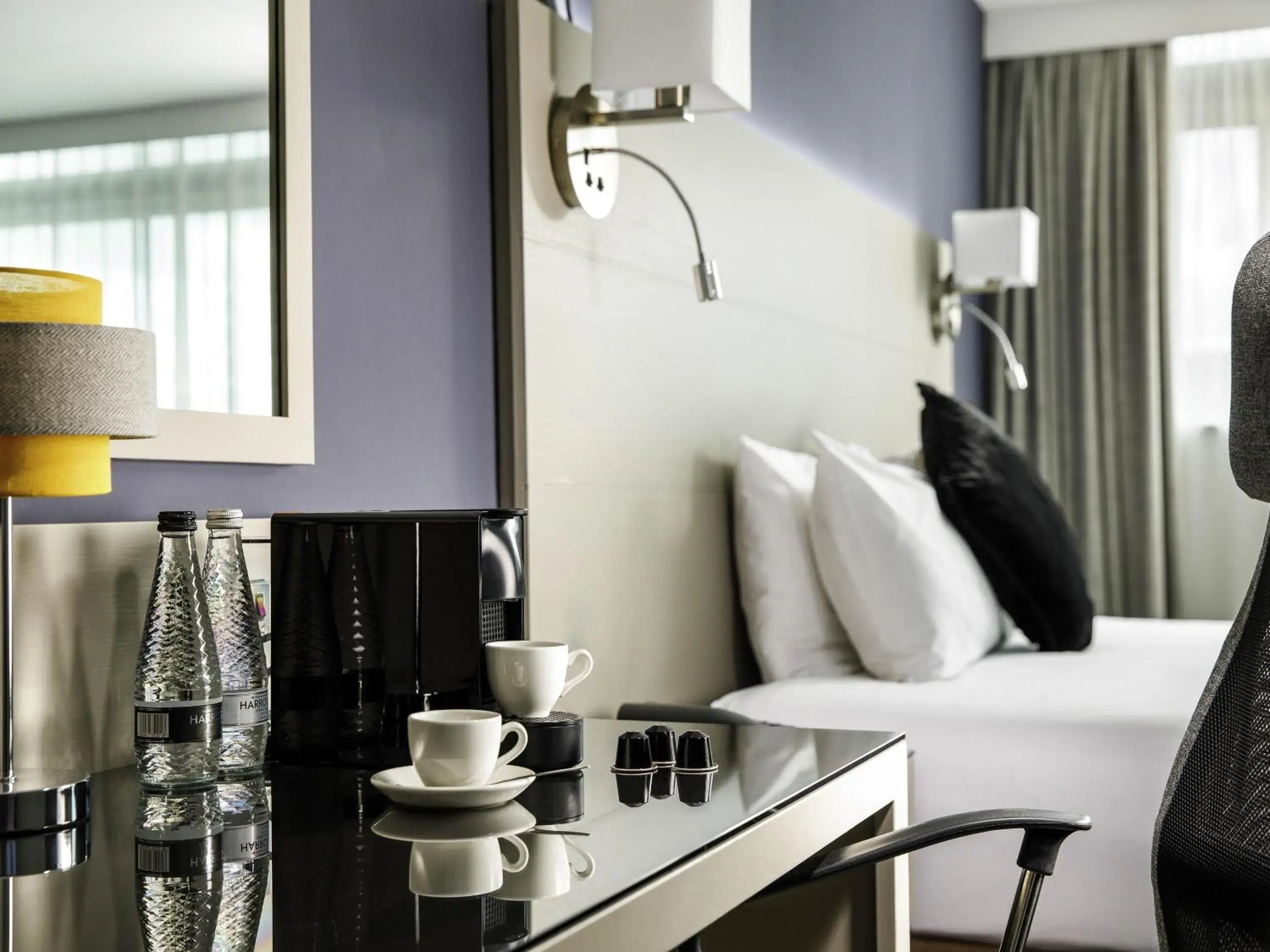 Bedroom, Bed in Mercure Manchester Piccadilly Hotel Bedroom, Bed in Mercure Manchester Piccadilly Hotel