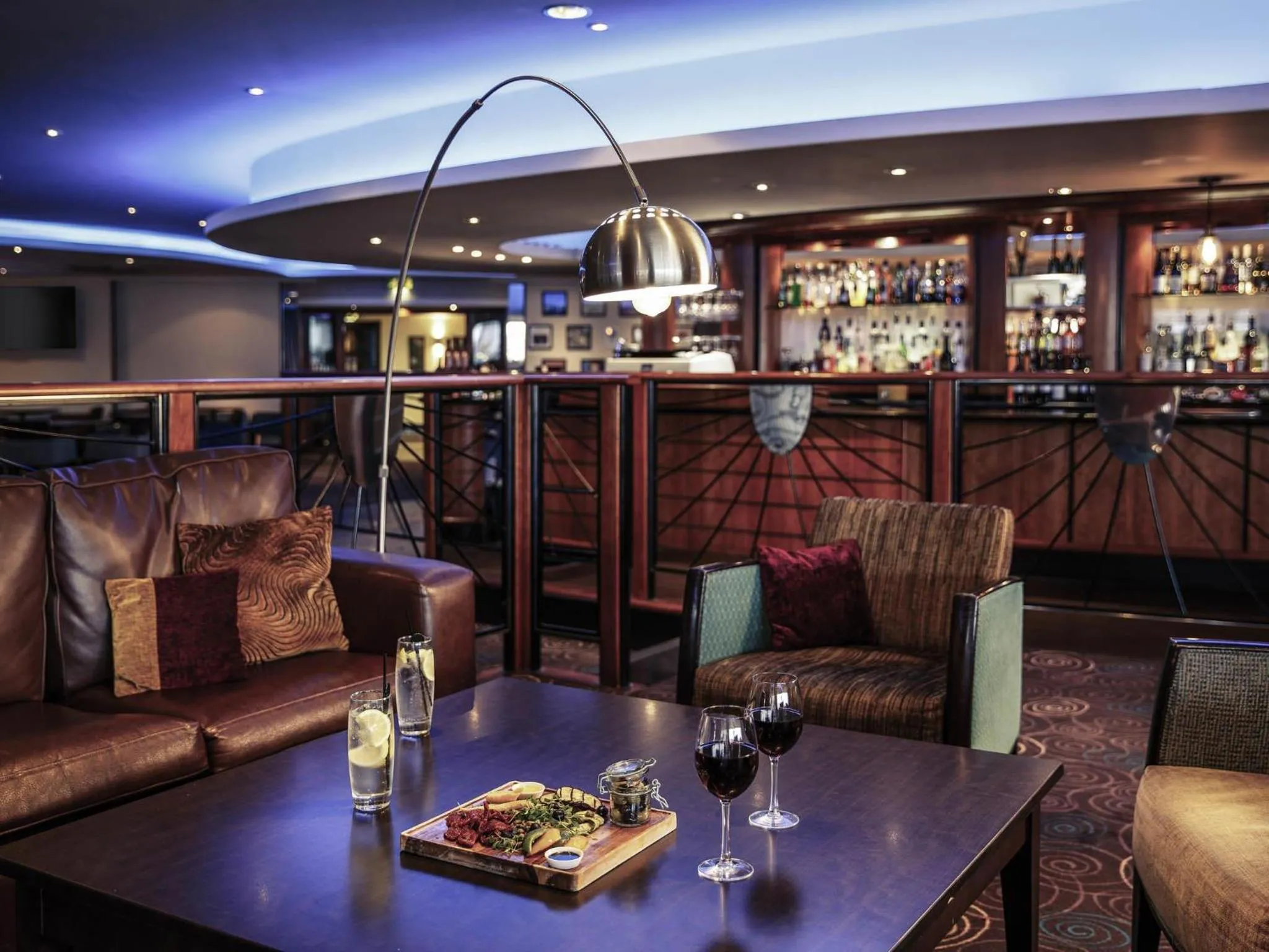 Lounge or bar in Mercure Manchester Piccadilly Hotel