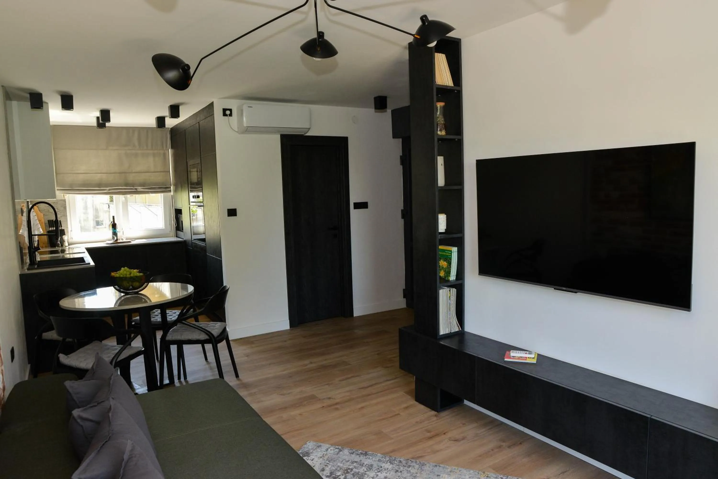 Property building in Apartment Black