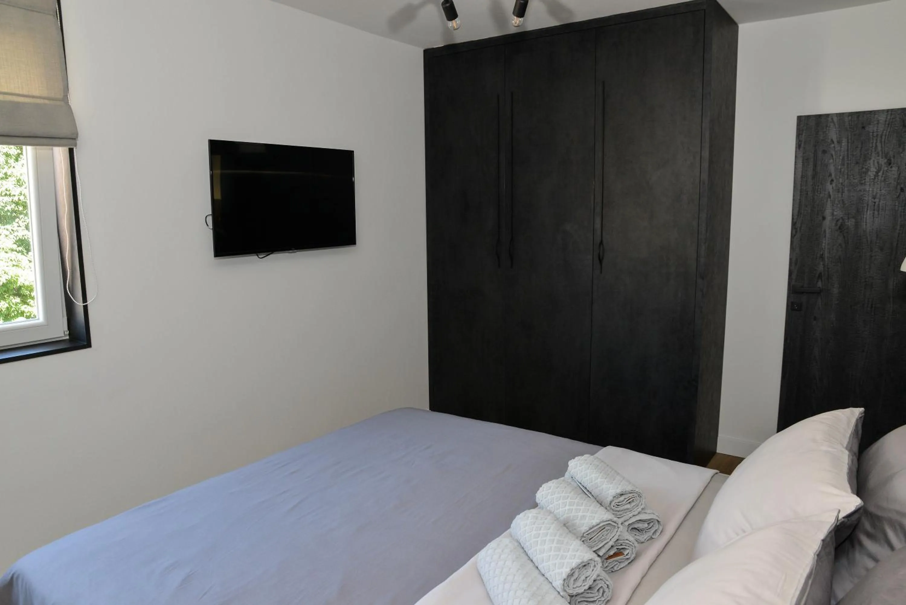 Bedroom, Bed in Apartment Black