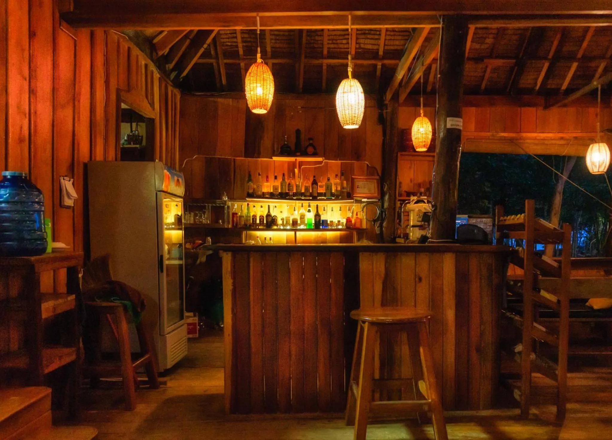 Lounge or bar in White Beach Bungalows