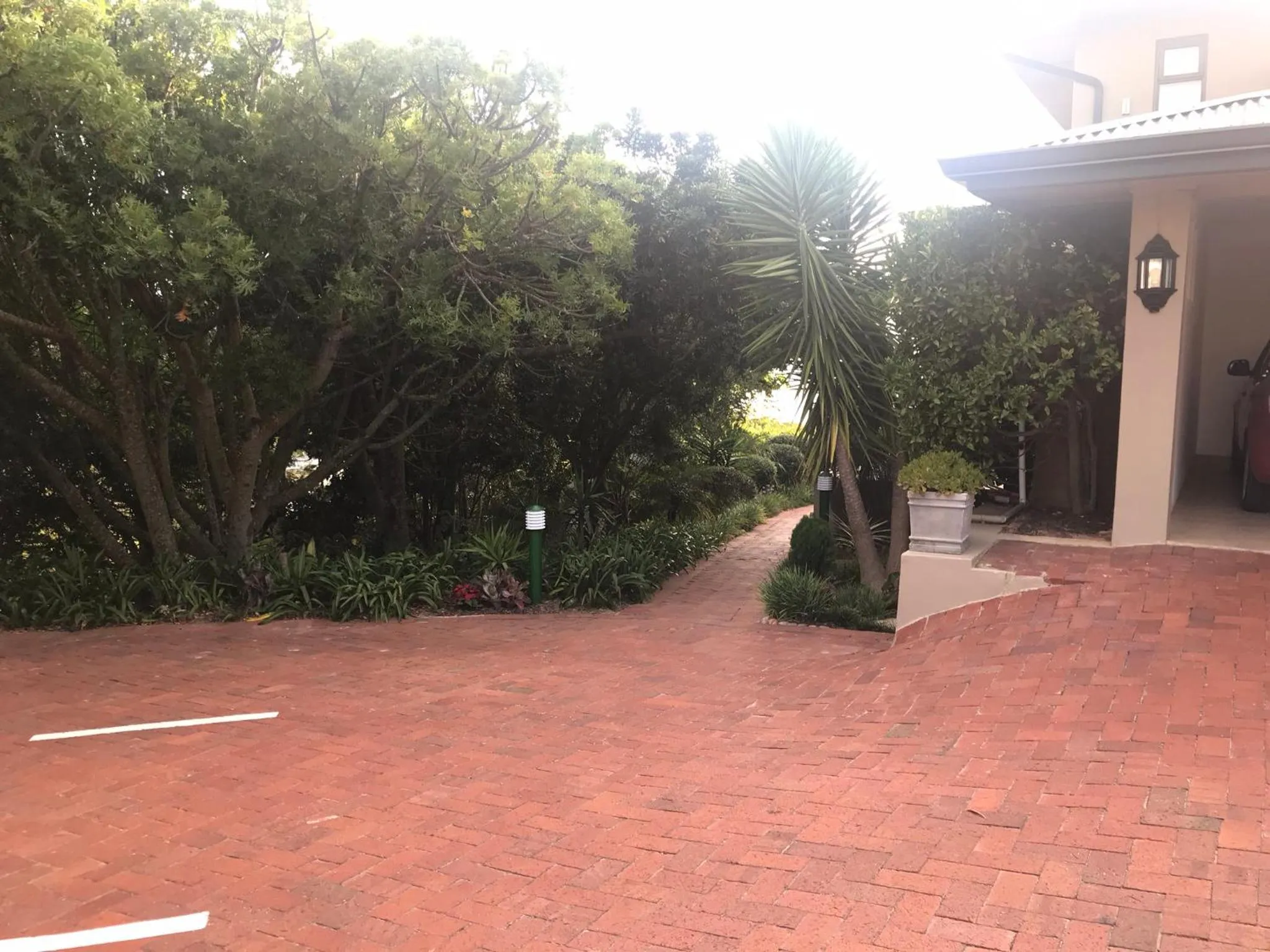 Parking in La Vista Lodge