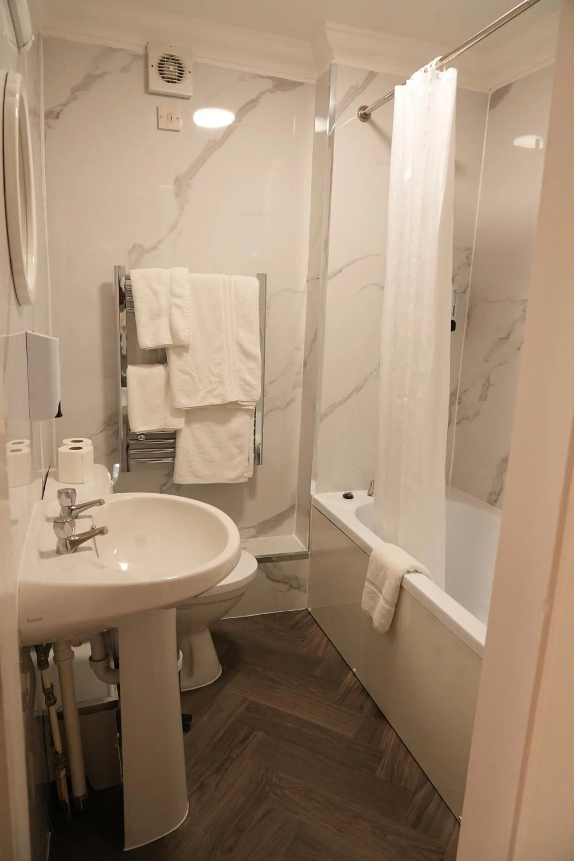 Shower in The Continental Hotel, Derby