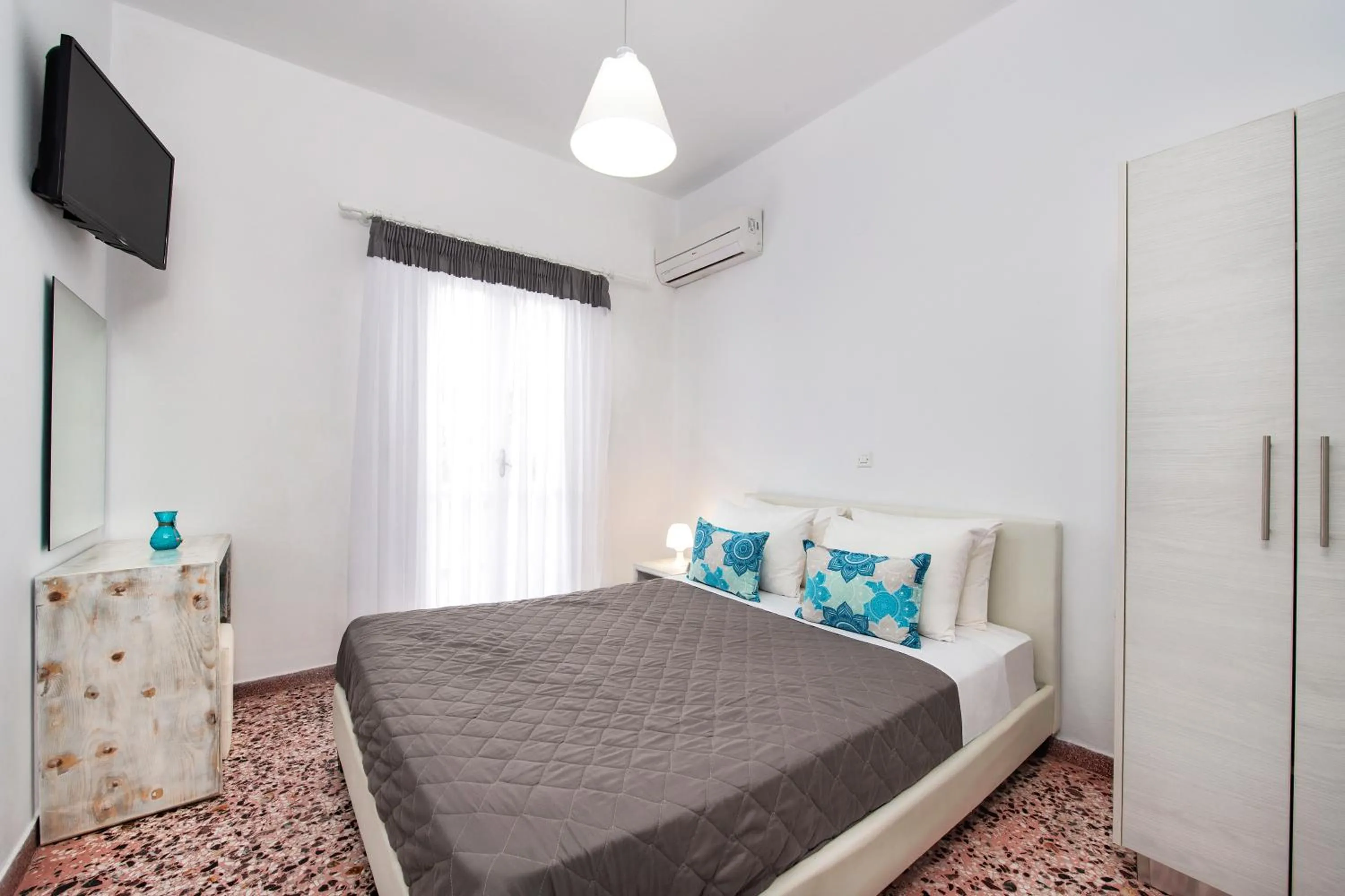Photo of the whole room, Bed in Villa Kavallaris & Apartments