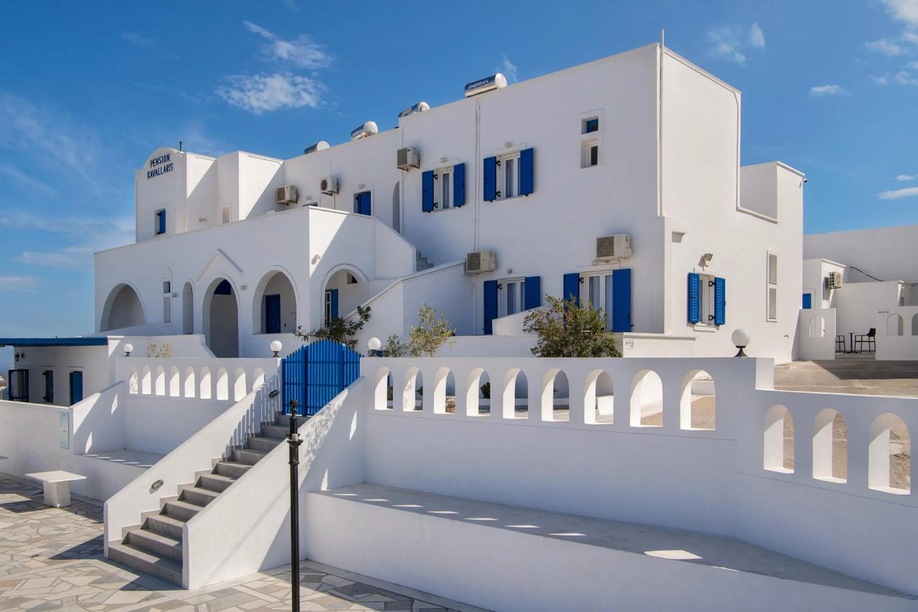 Property building in Villa Kavallaris & Apartments