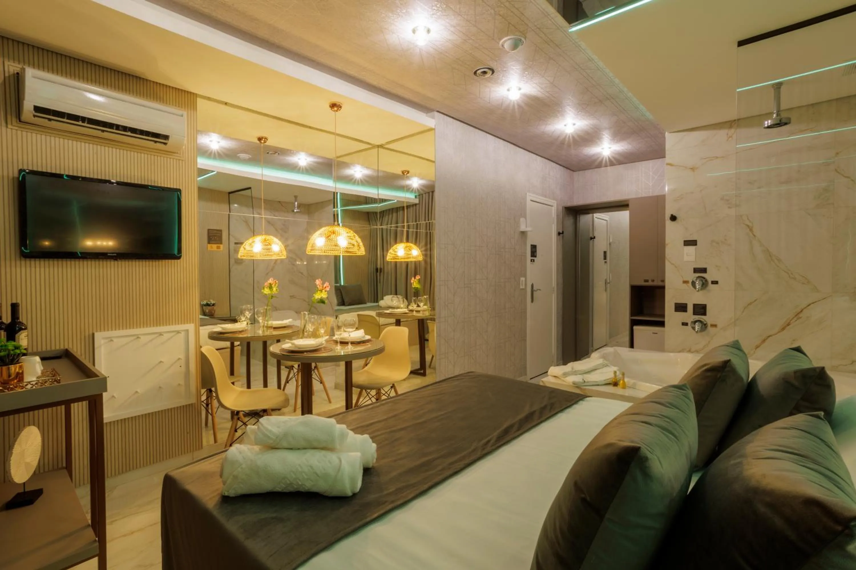 Bed in Medieval Hotel Motel SPA - Porto Alegre-RS