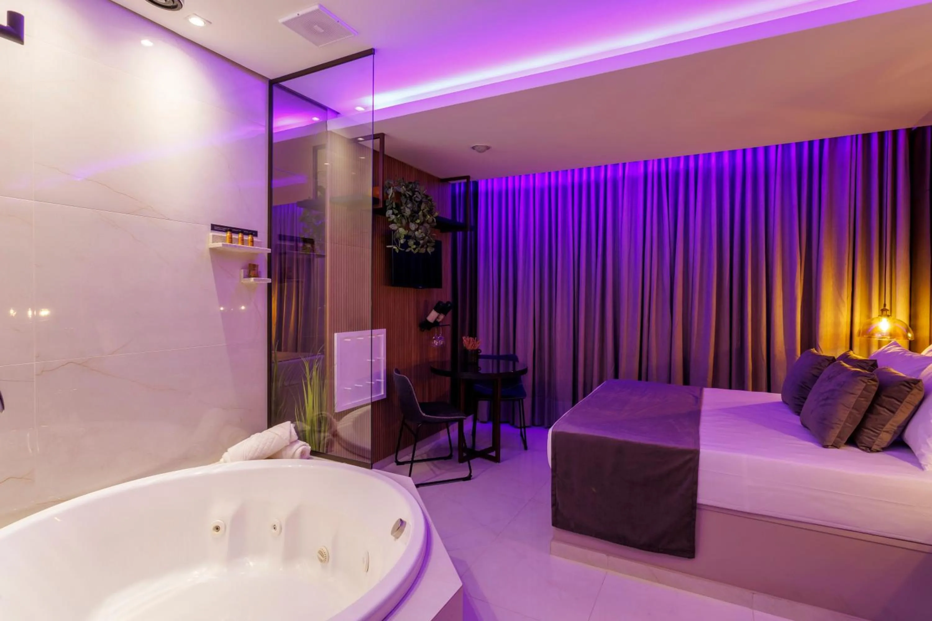 Bed in Medieval Hotel Motel SPA - Porto Alegre-RS