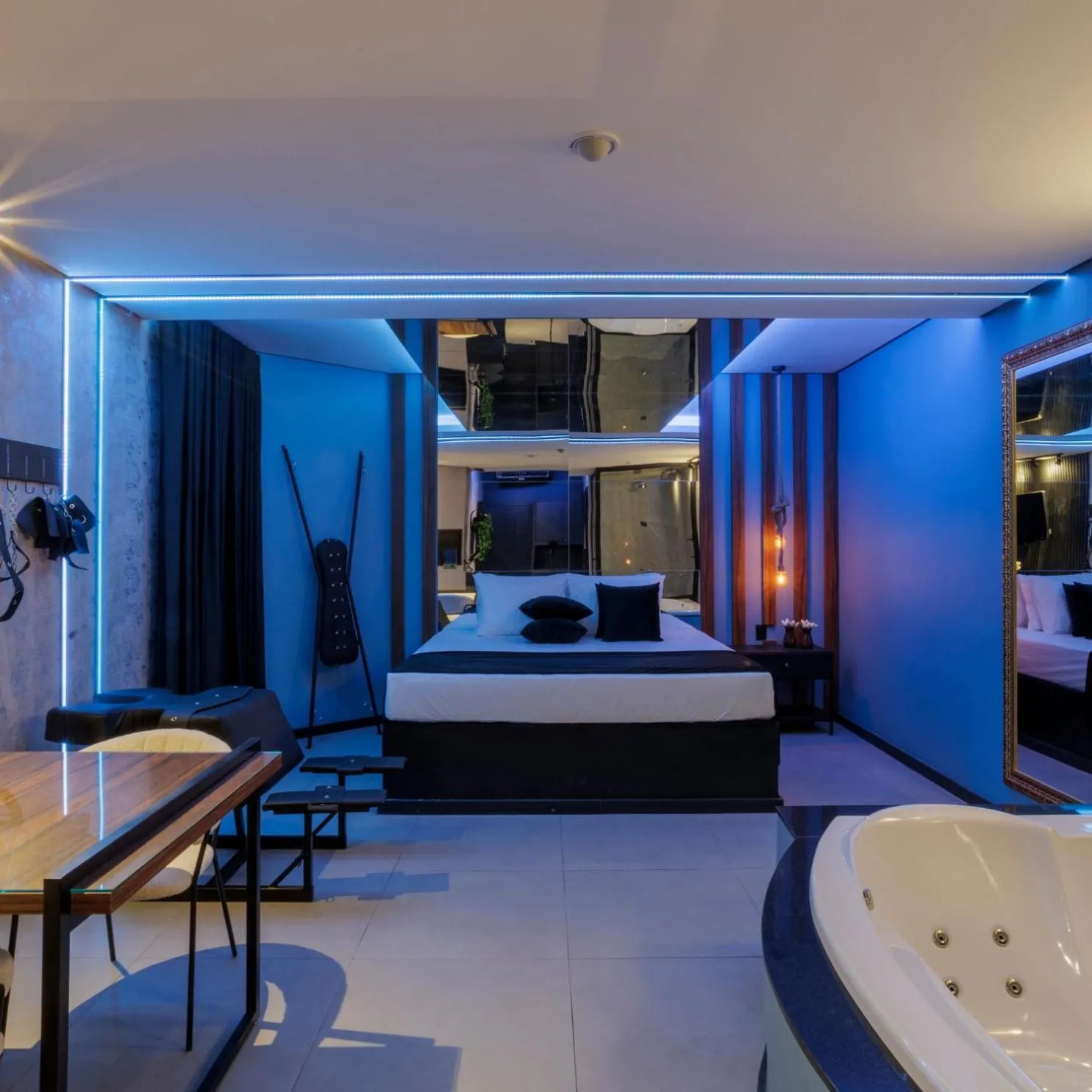 Bed in Medieval Hotel Motel SPA - Porto Alegre-RS