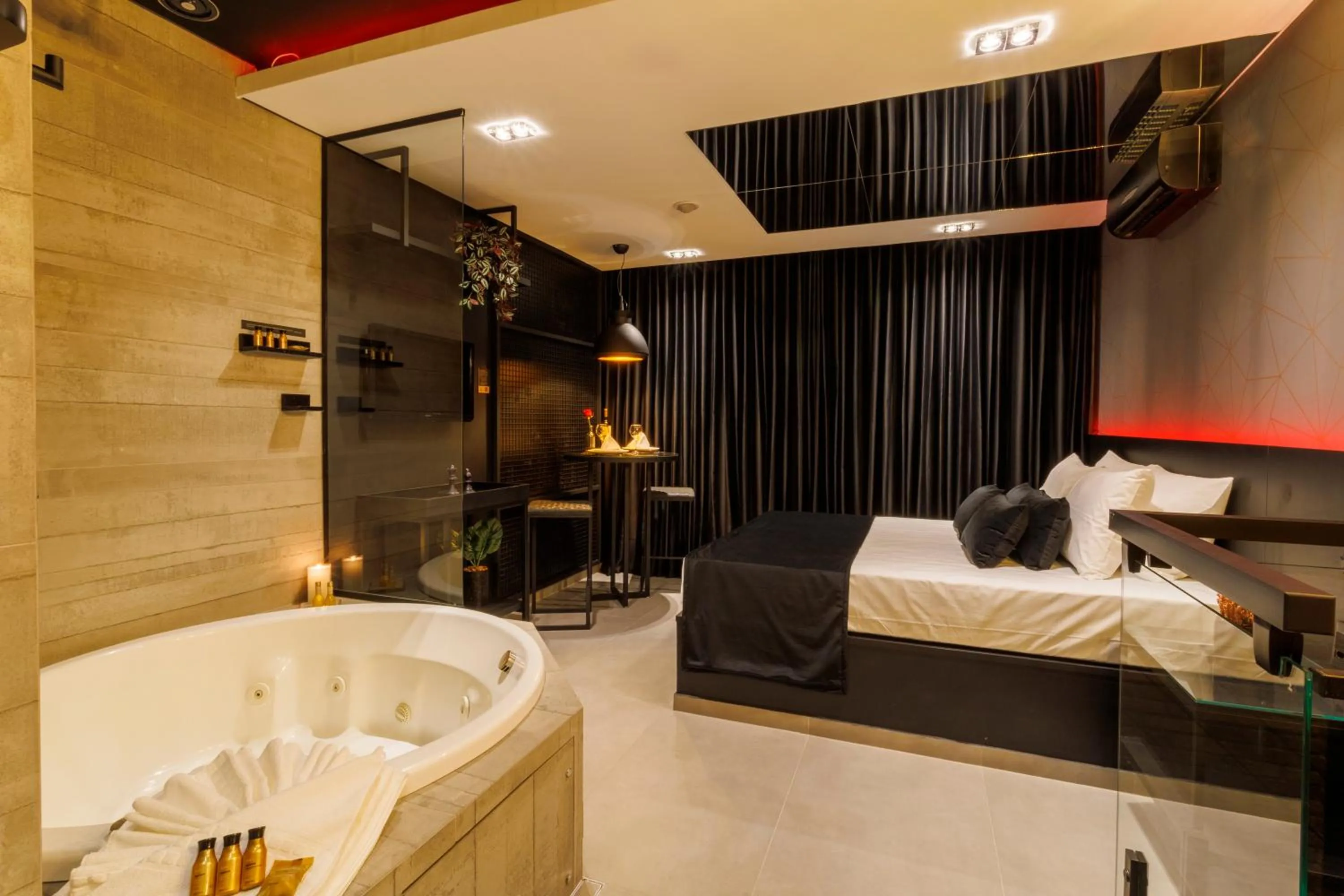 Bed in Medieval Hotel Motel SPA - Porto Alegre-RS