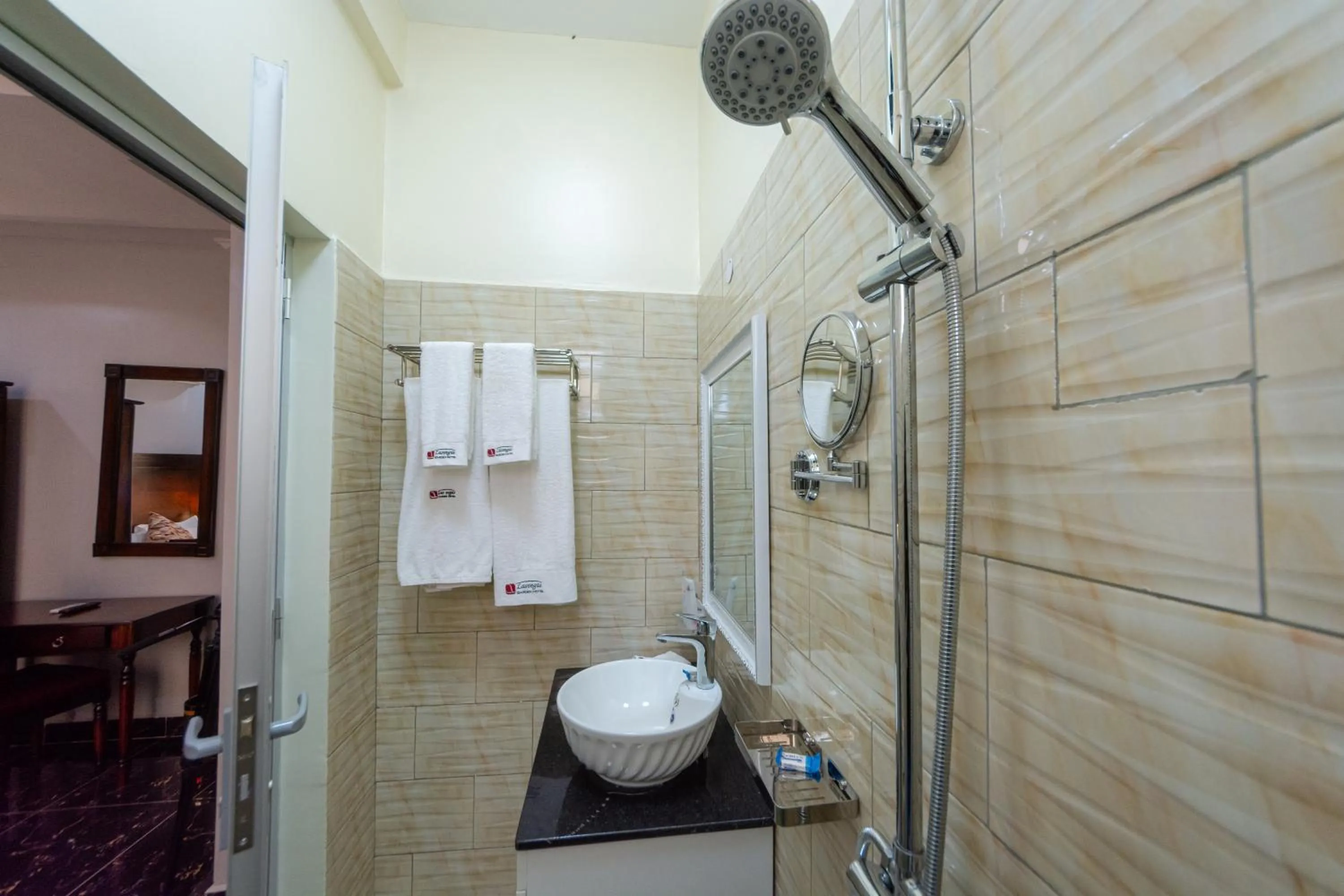 Bathroom in Las Vegas Garden Hotel Mbarara