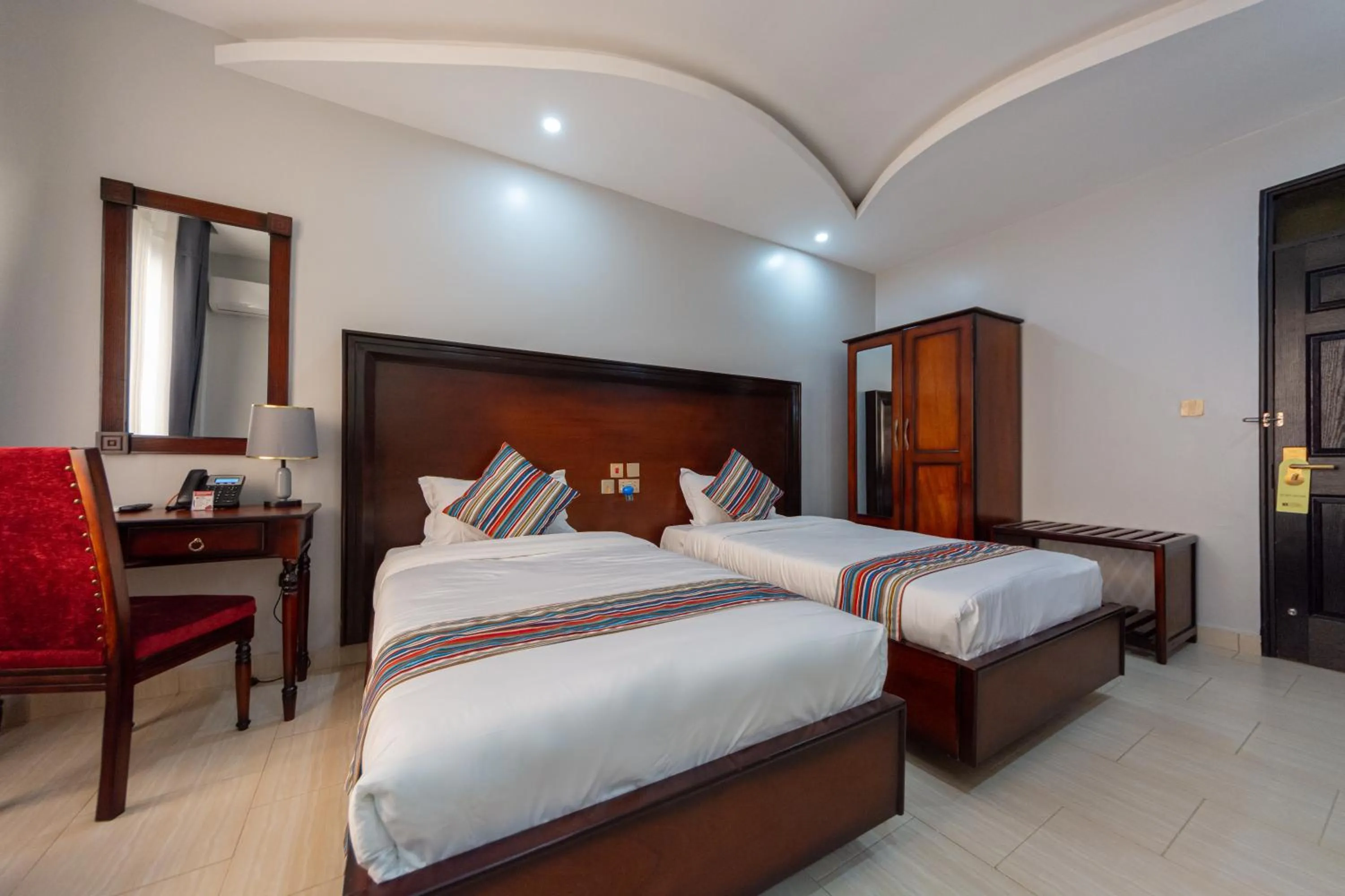 Bedroom, Bed in Las Vegas Garden Hotel Mbarara