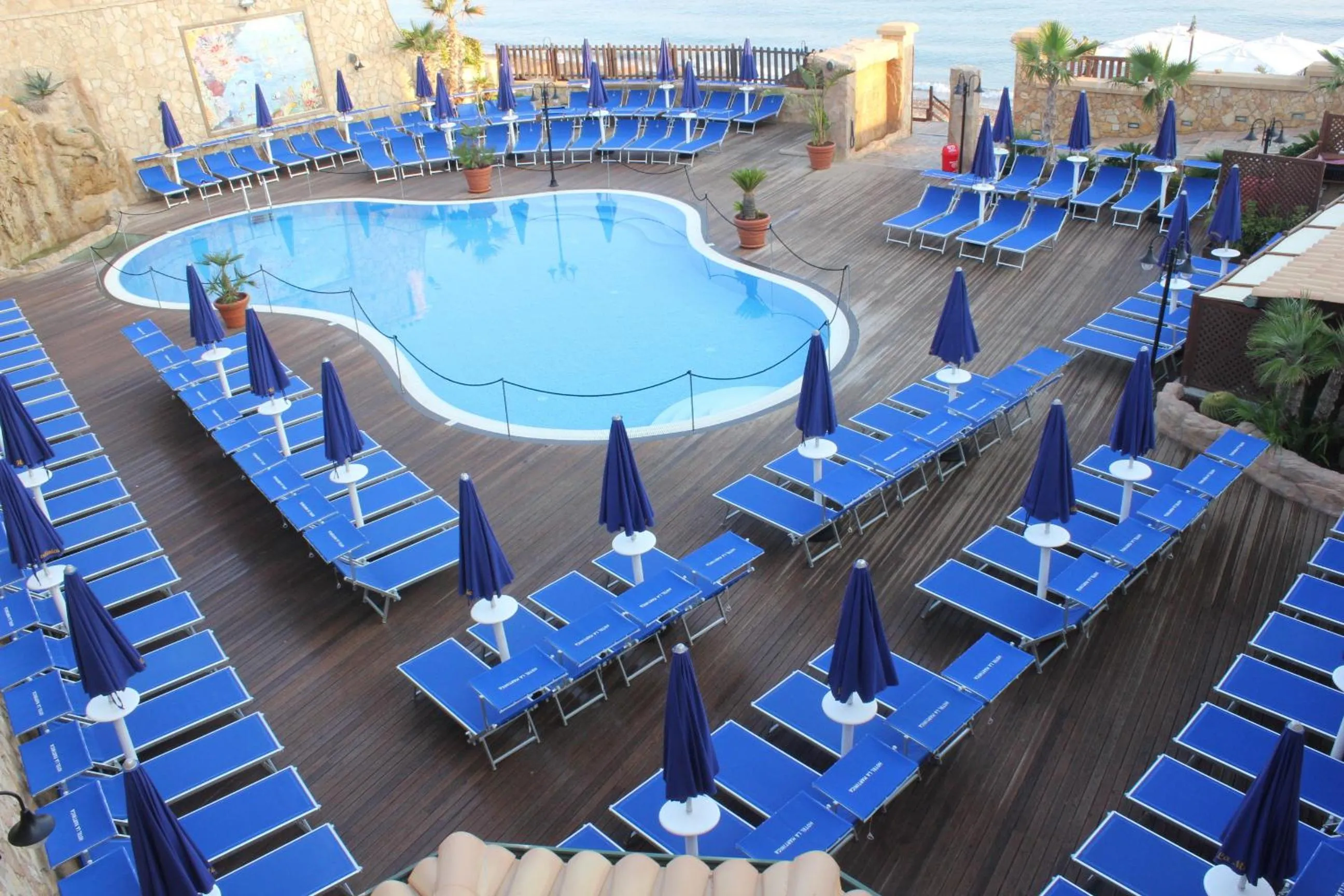 Swimming pool in Hotel La Martinica