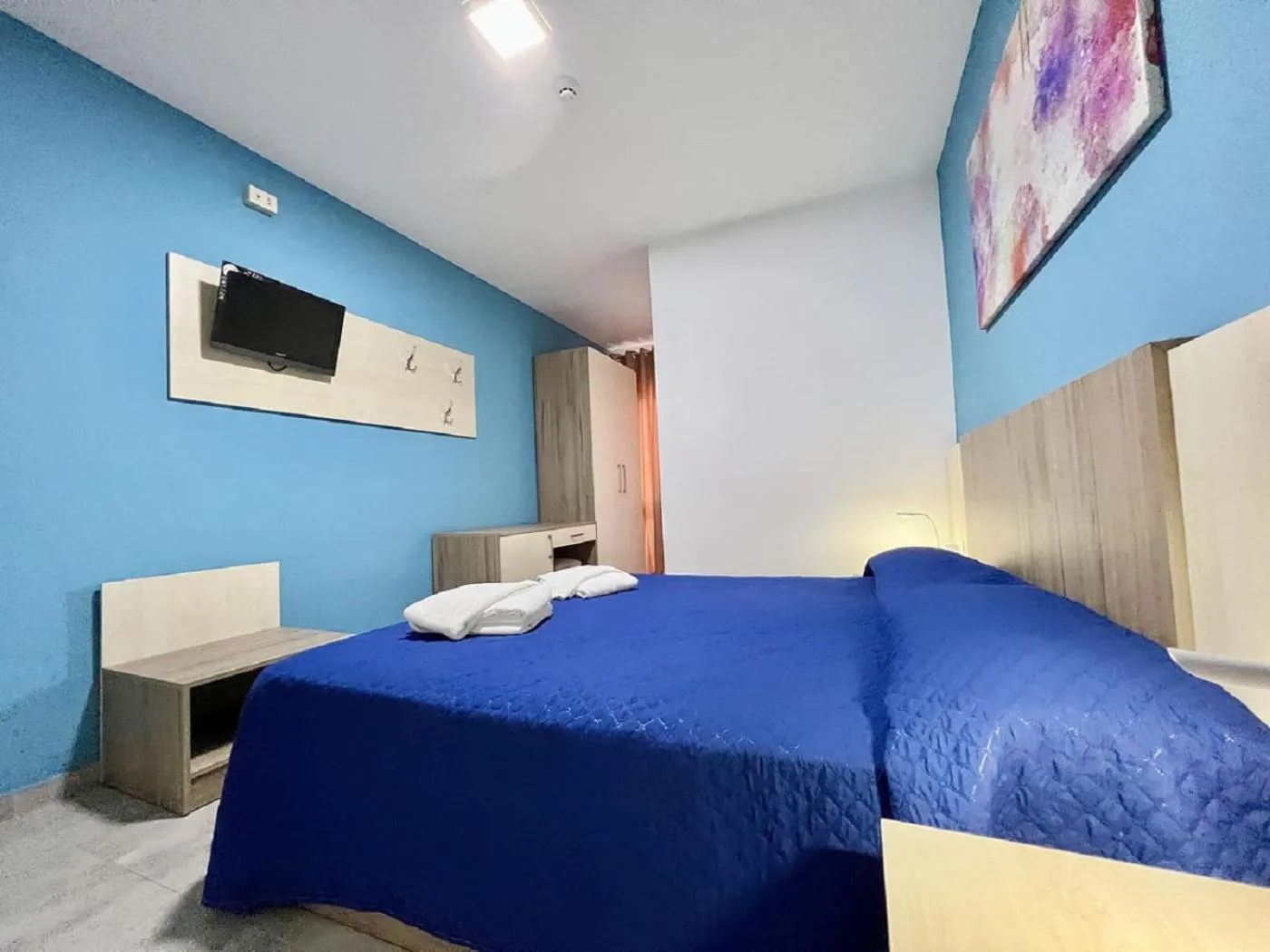 Bed in Hotel Old River