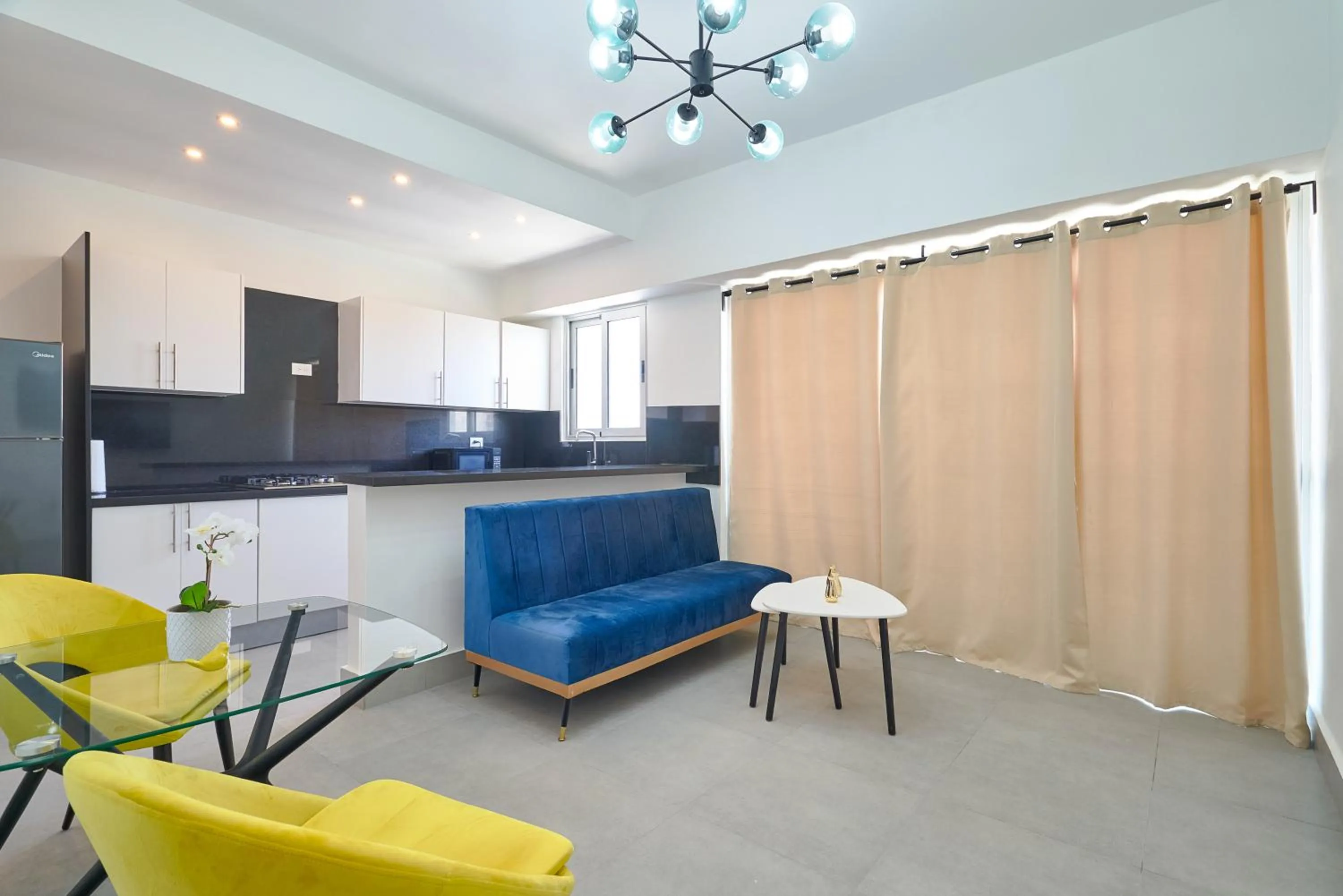 Kitchen or kitchenette in Central Suites Tower