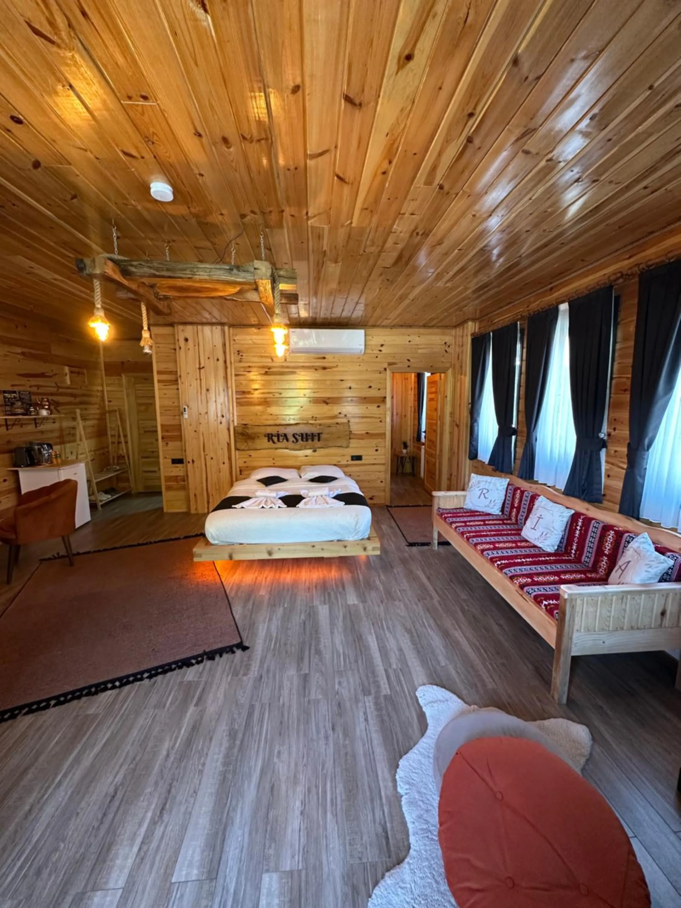 Bed in Ria süit otel bungalov