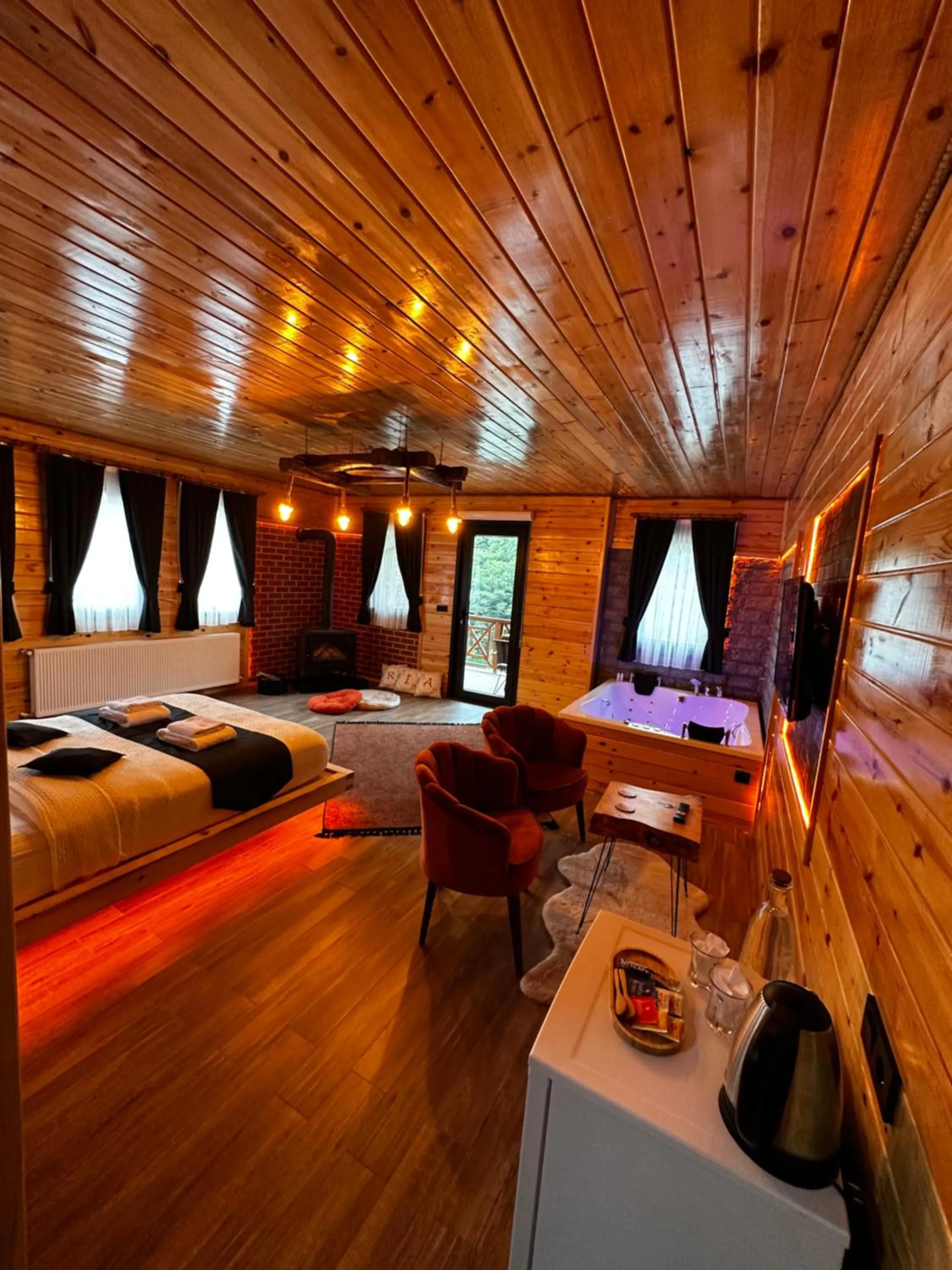 Bed in Ria süit otel bungalov