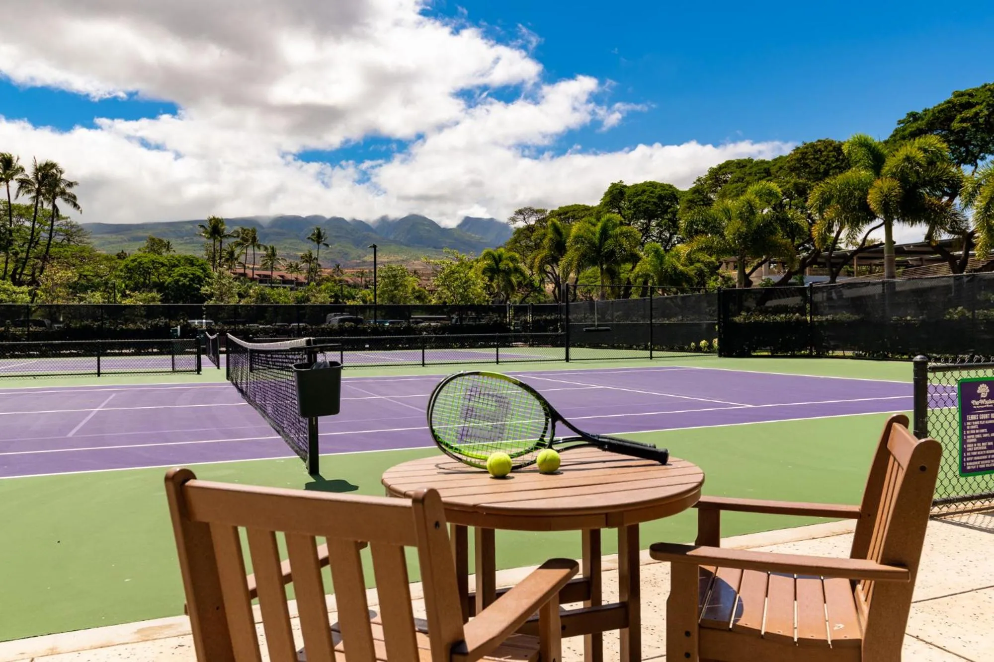Tennis court in The Whaler Resort