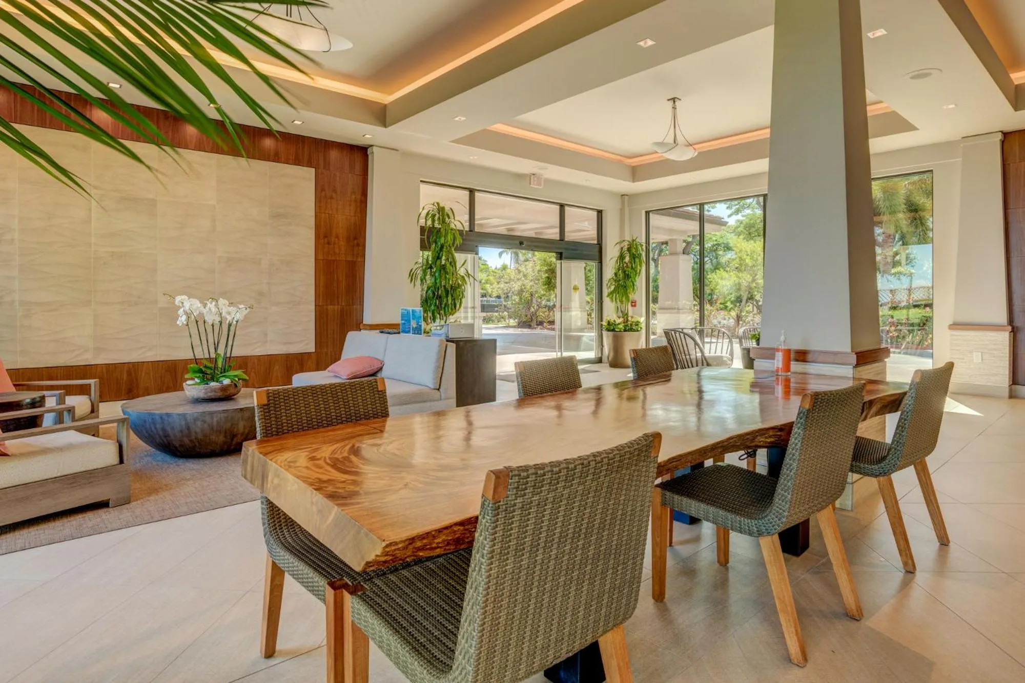 Lobby or reception in The Whaler Resort