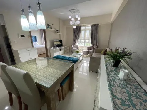 150 Newport Blvd - Near T3 Airport