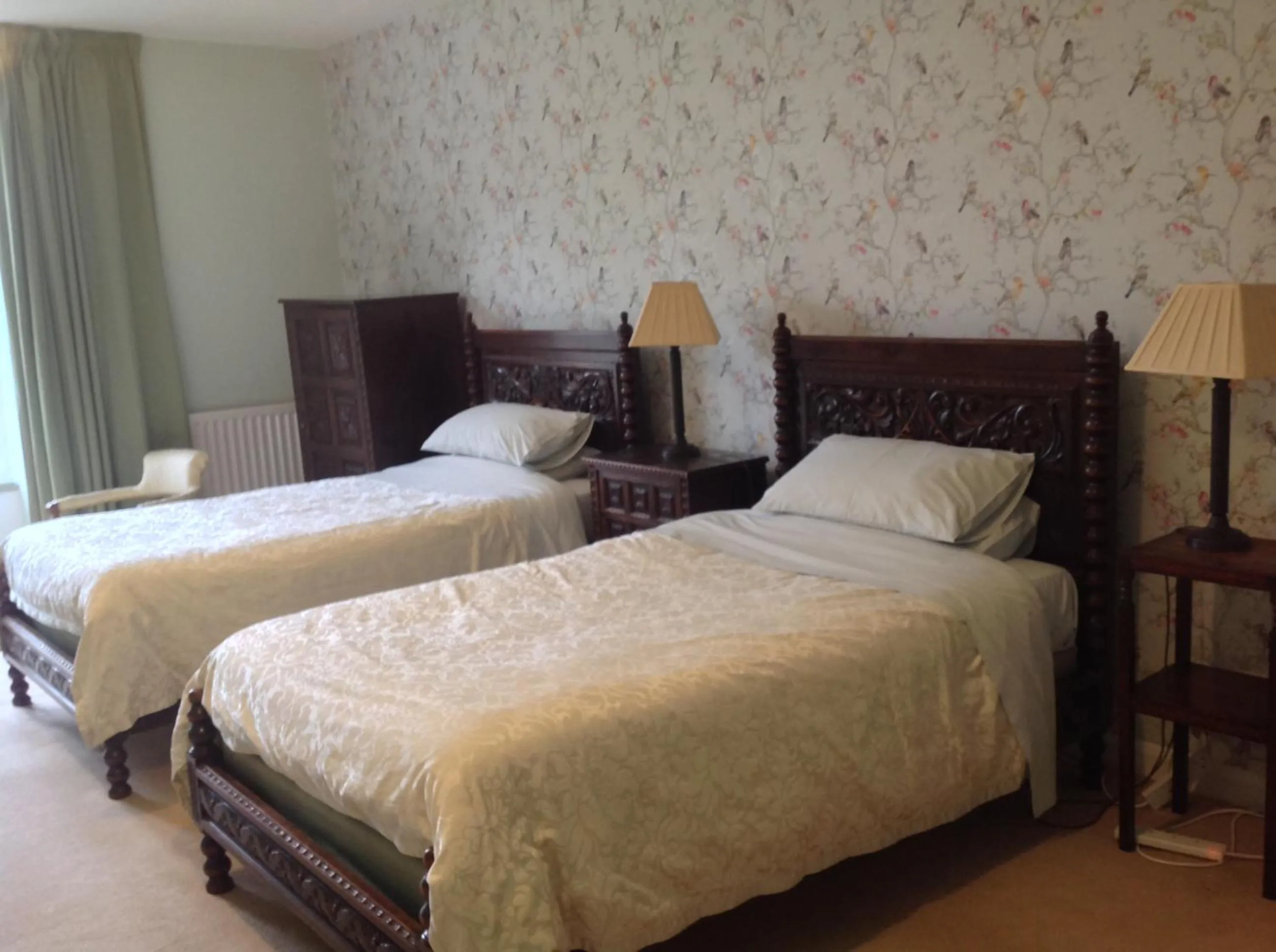 Bedroom, Bed in Greenham Hall