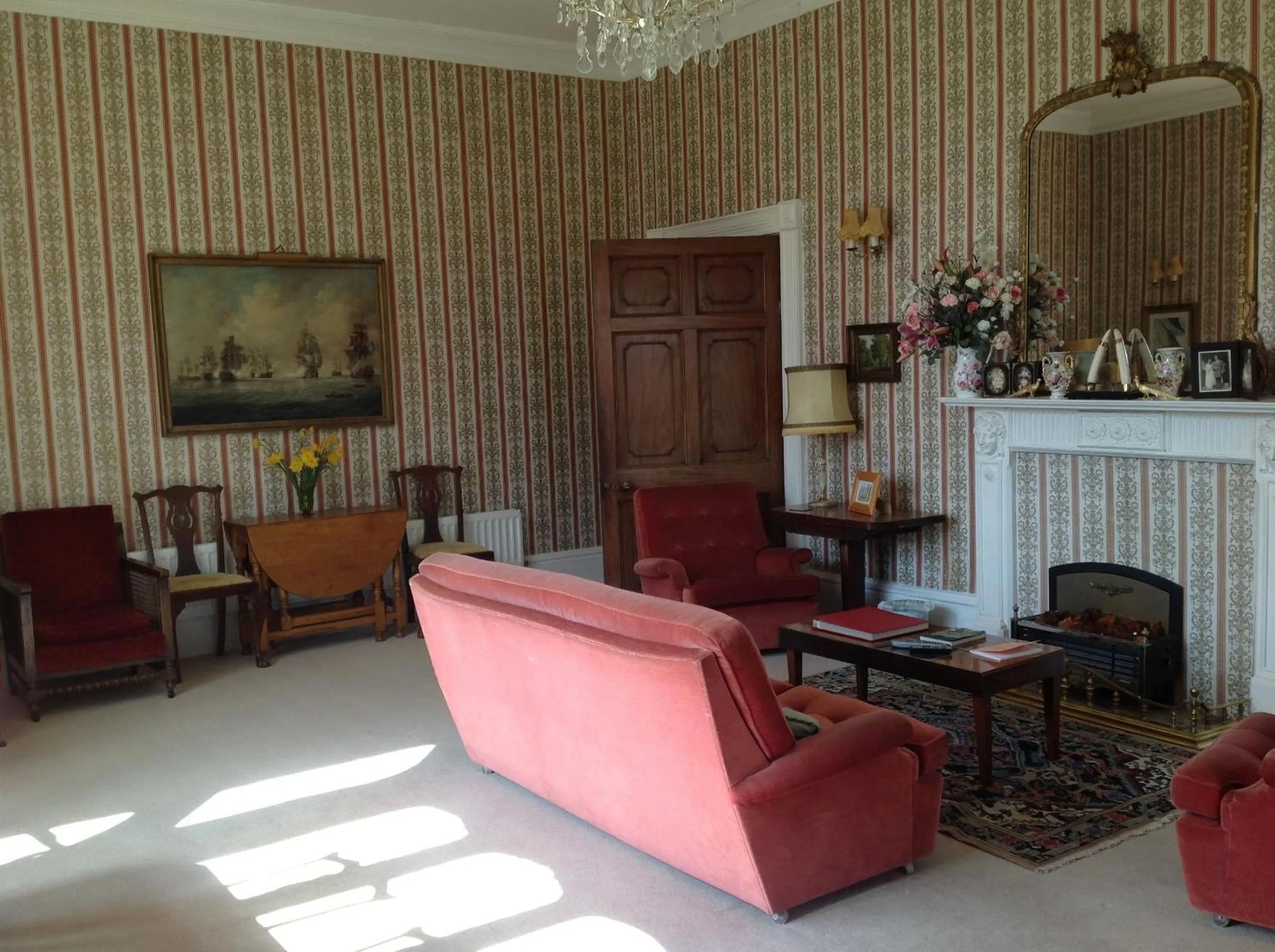 Communal lounge/ TV room in Greenham Hall