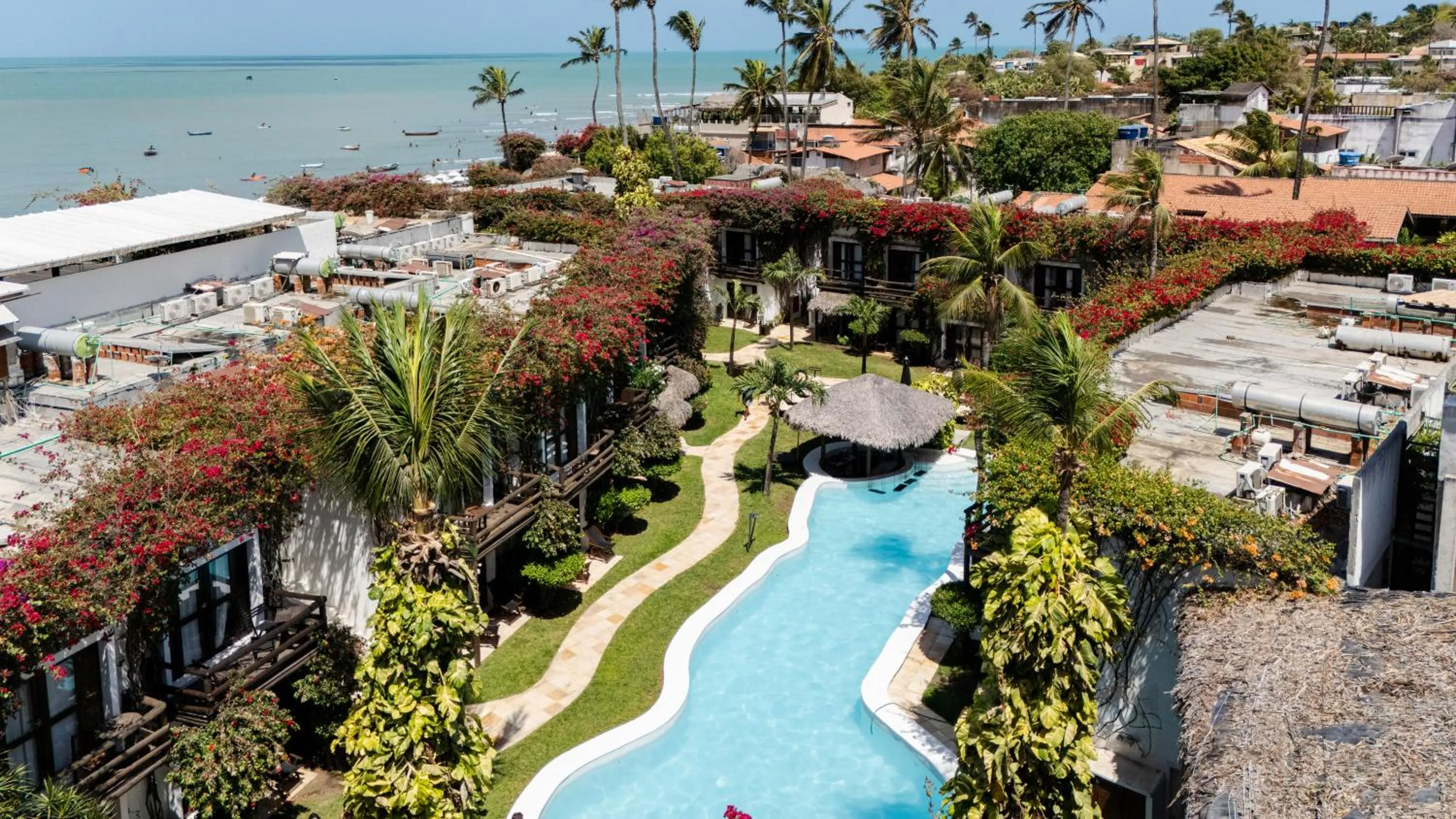 Swimming pool in Enjoy Jeri Praia