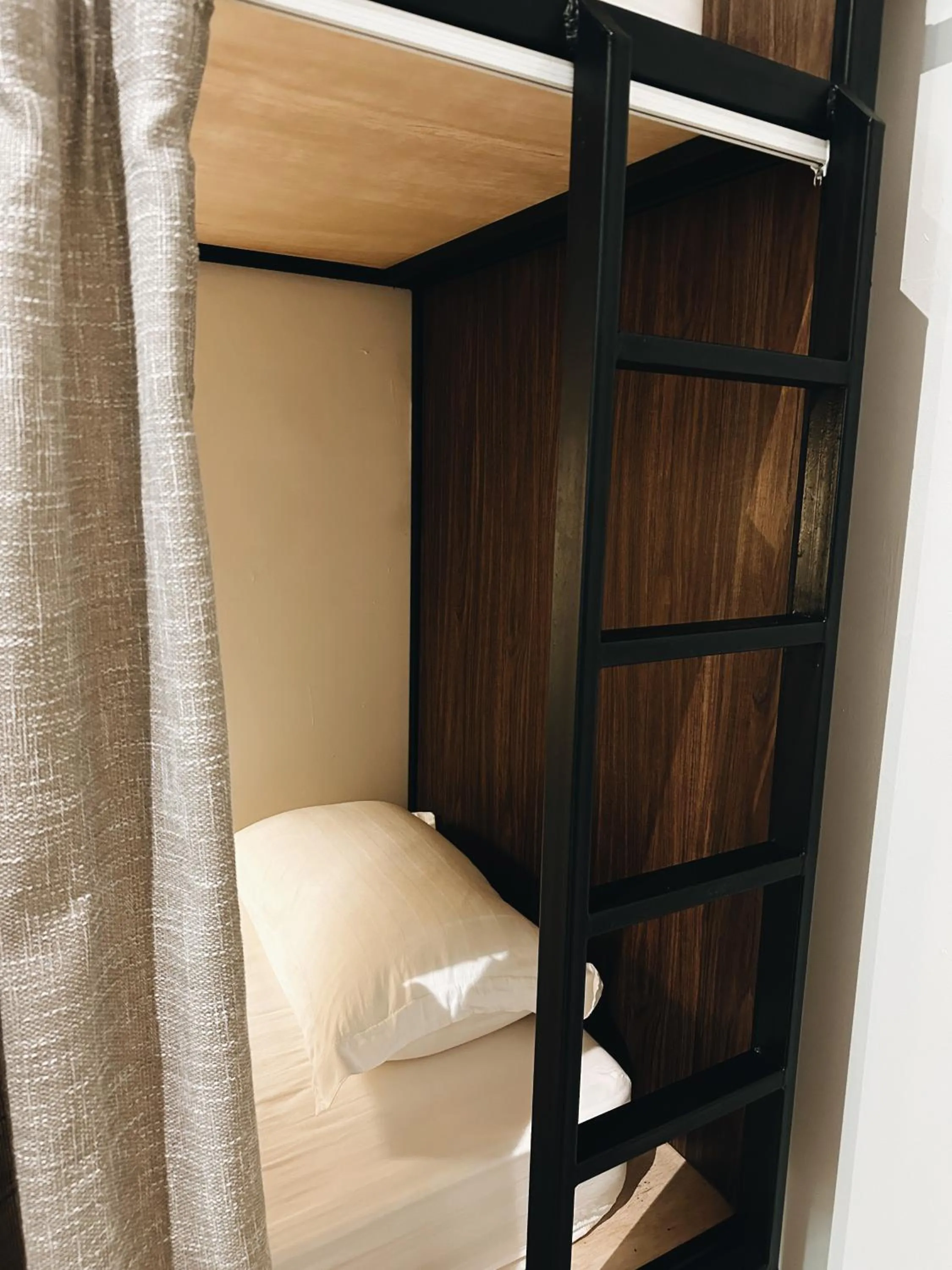 Bed in Jiran Hostel Kota Kinabalu