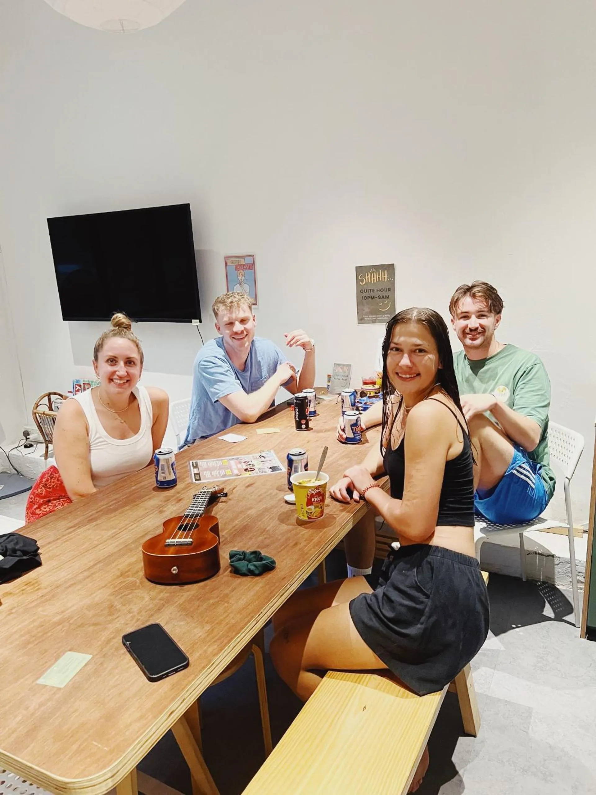 Restaurant/places to eat in Jiran Hostel Kota Kinabalu