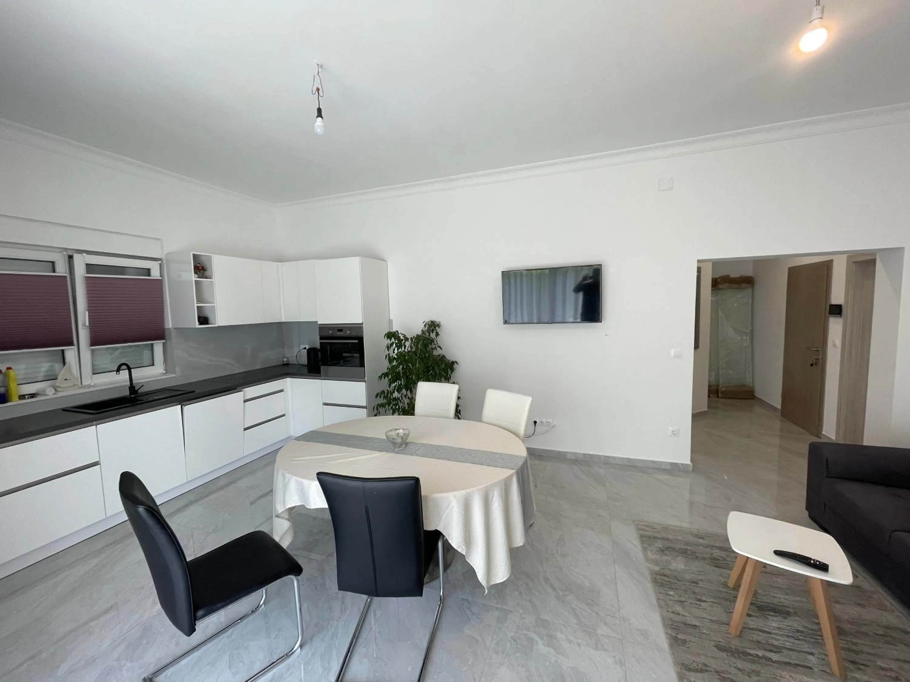 TV and multimedia in Apartments Adria