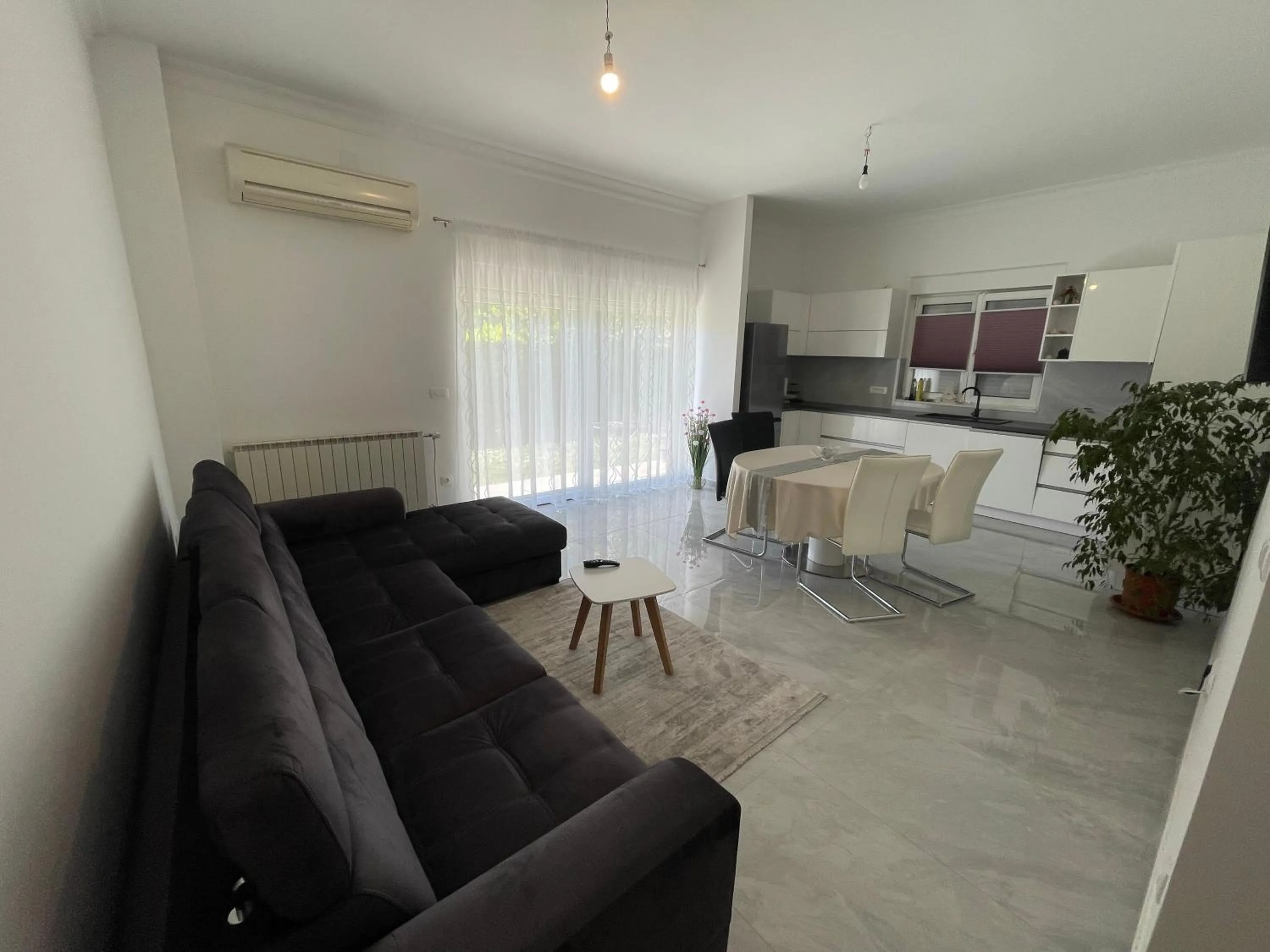 TV and multimedia in Apartments Adria