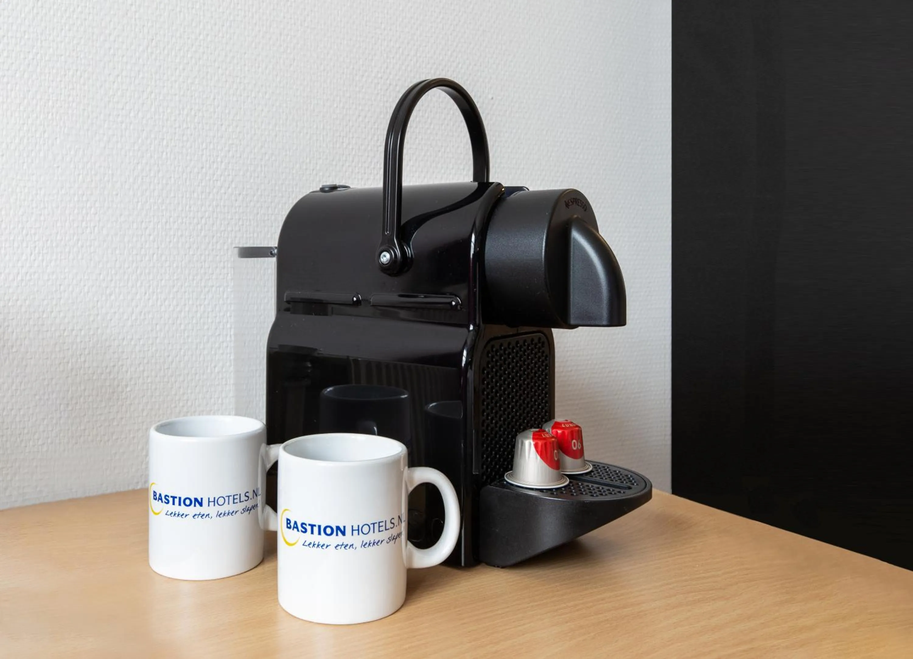 Coffee/tea facilities in Bastion Hotel Groningen