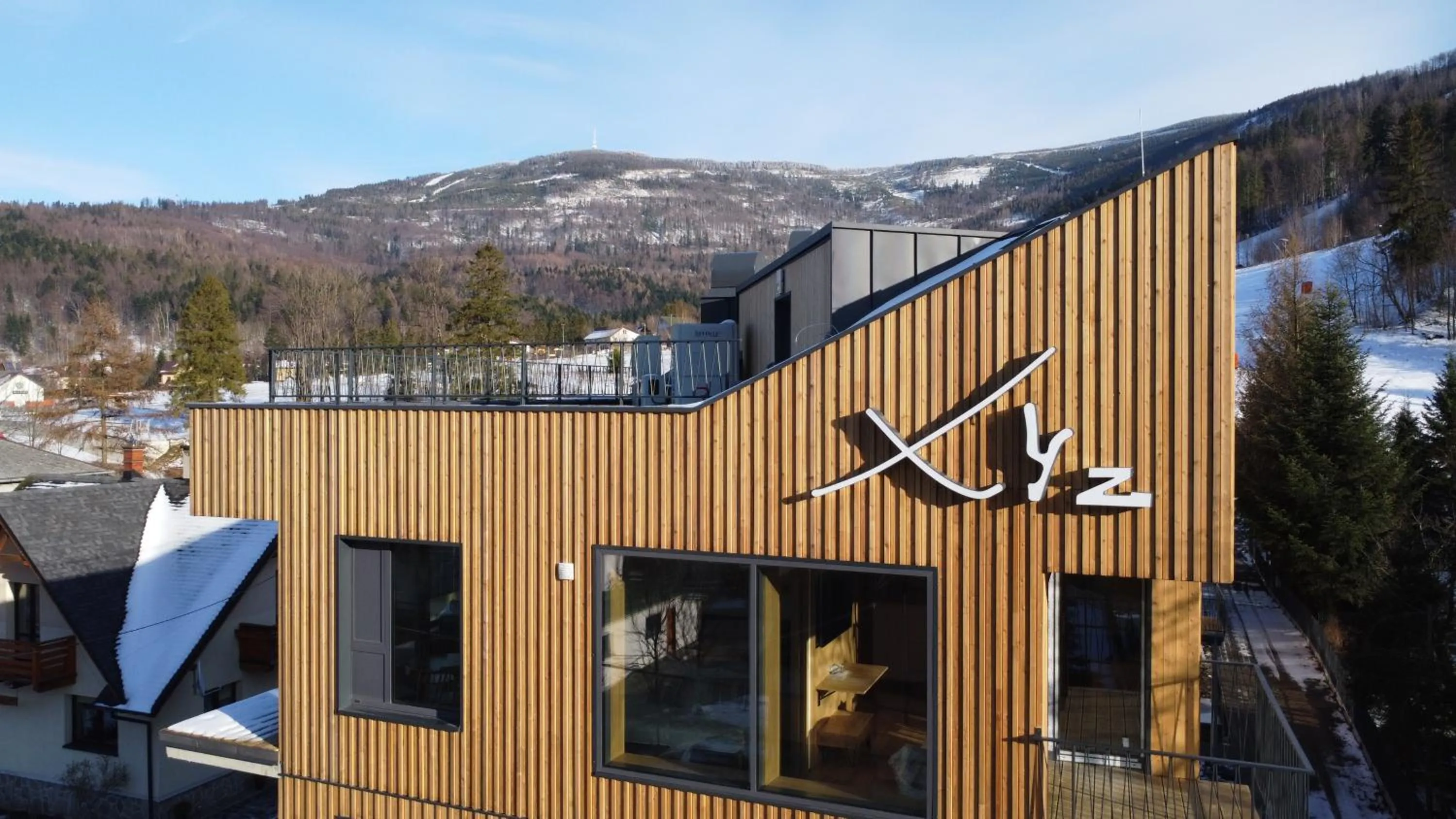 Property building in XYZ eXtreme You Zen