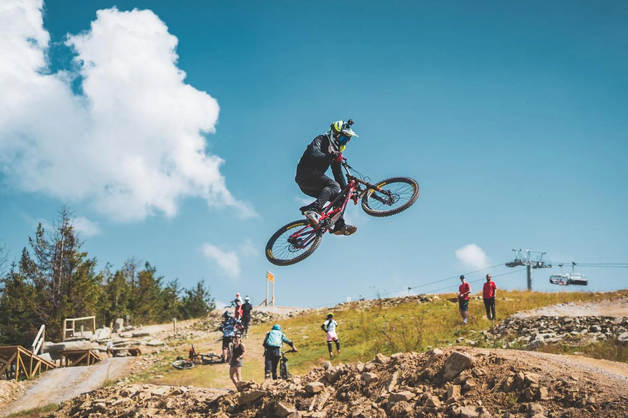 Cycling in XYZ eXtreme You Zen