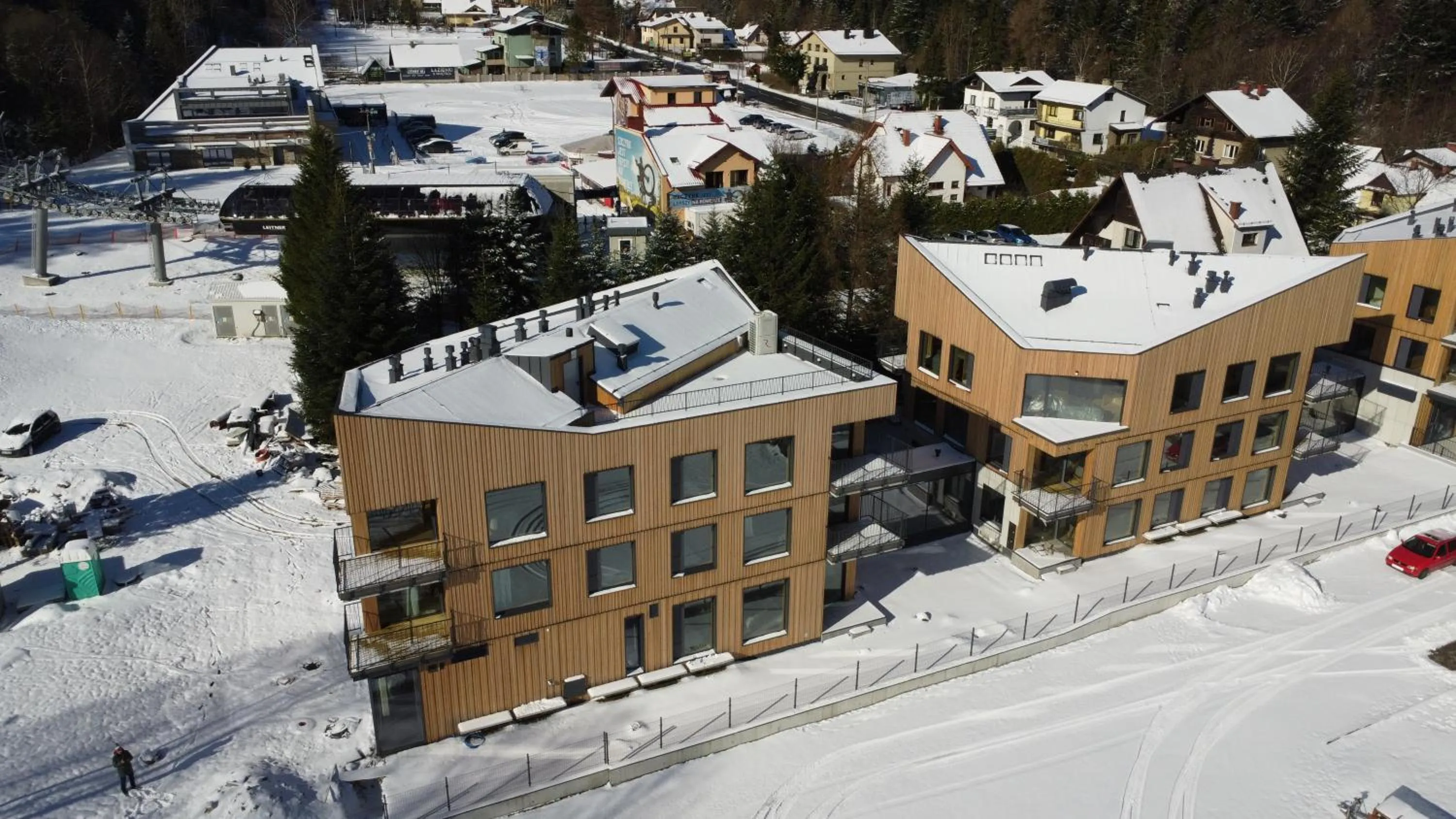 Property building in XYZ eXtreme You Zen