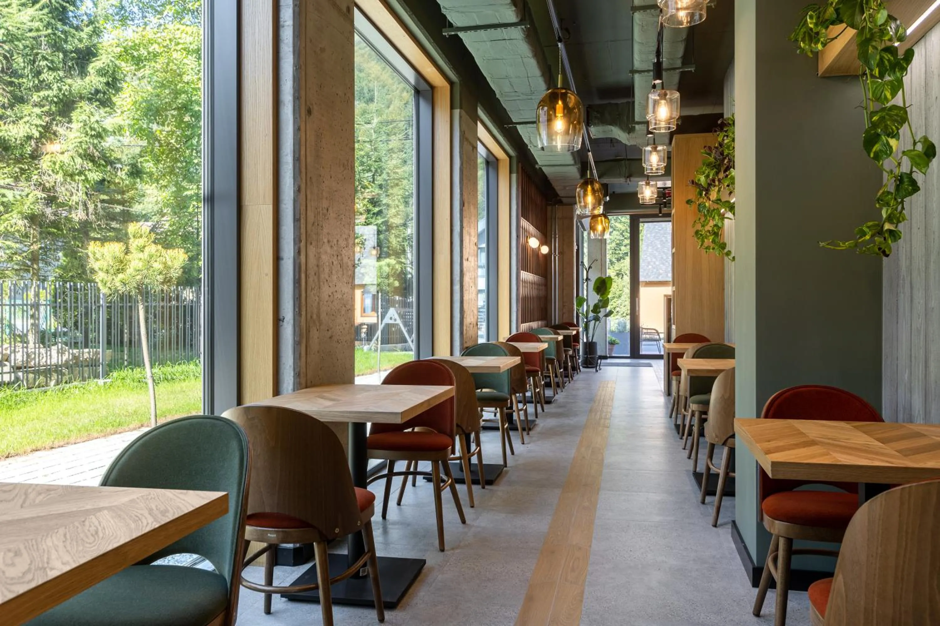Restaurant/places to eat in XYZ eXtreme You Zen