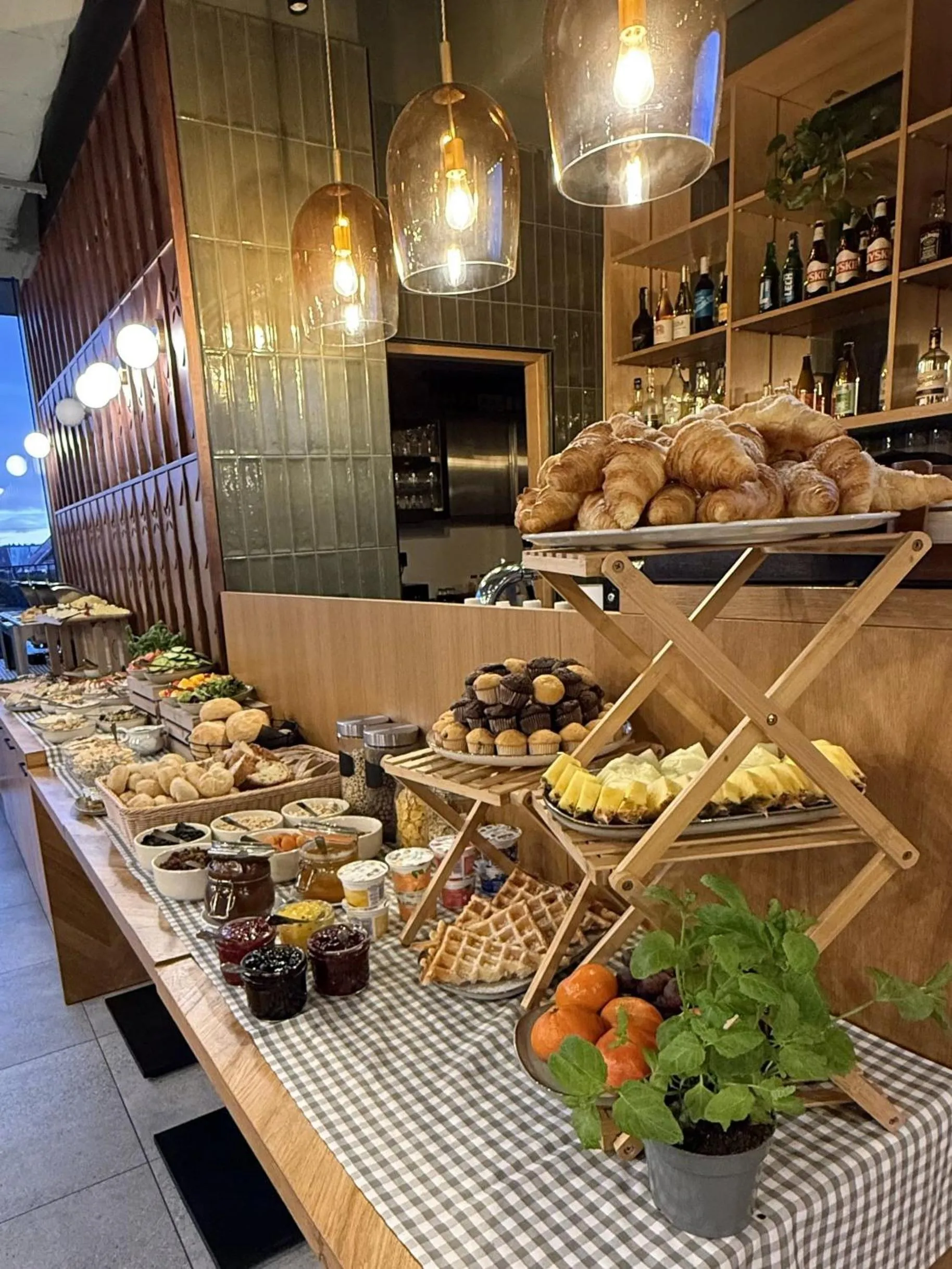 Food and drinks in XYZ eXtreme You Zen