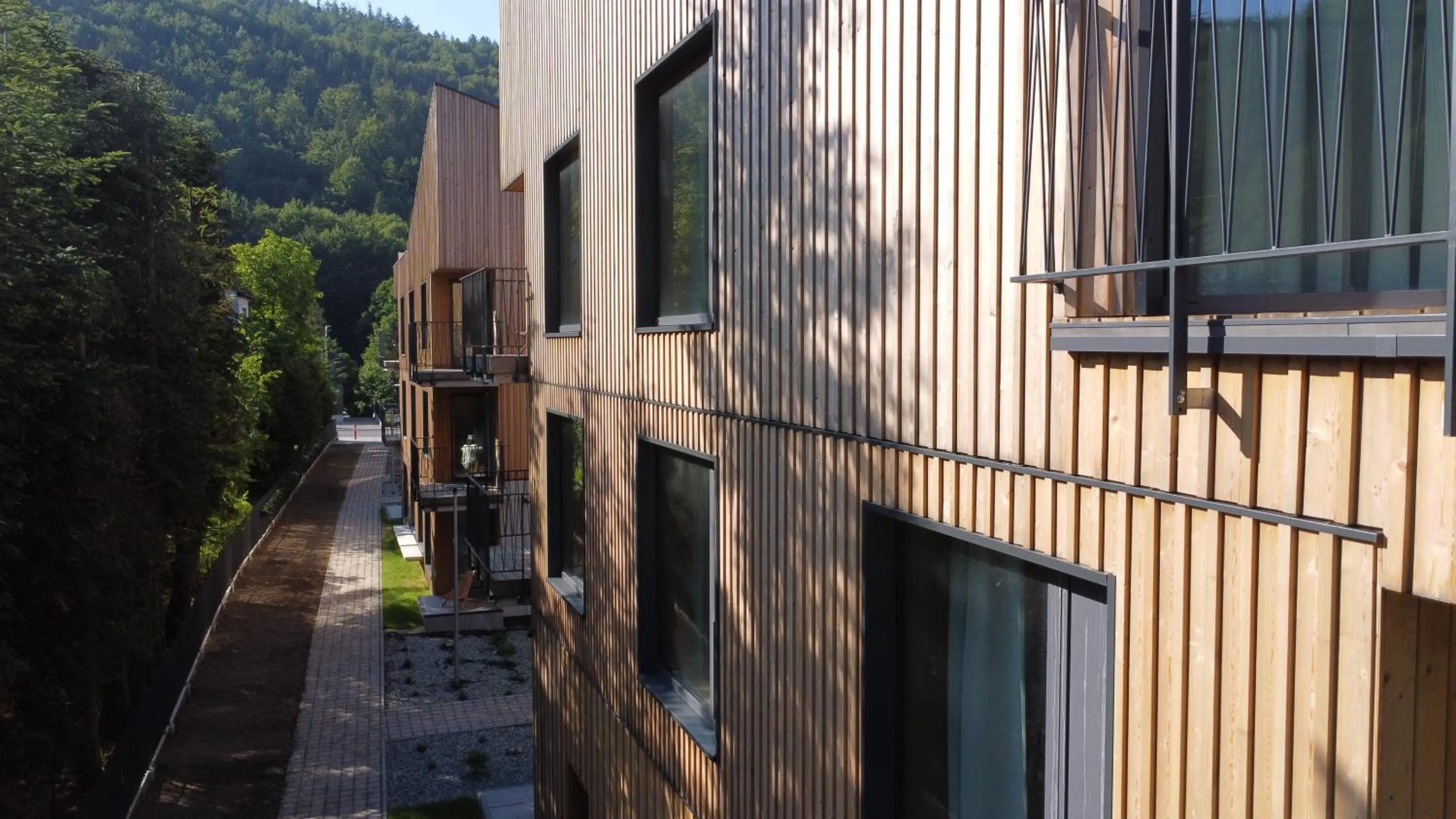 Property building in XYZ eXtreme You Zen