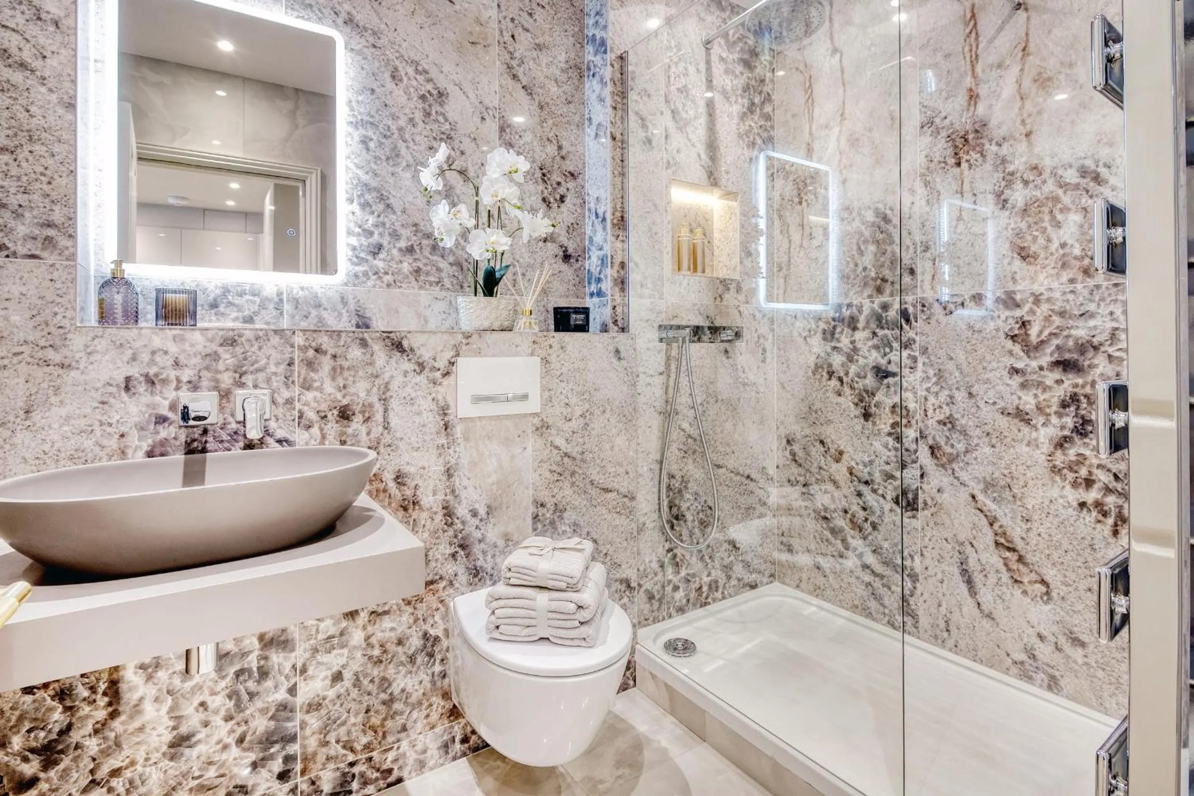 Marble Arch Suite 3