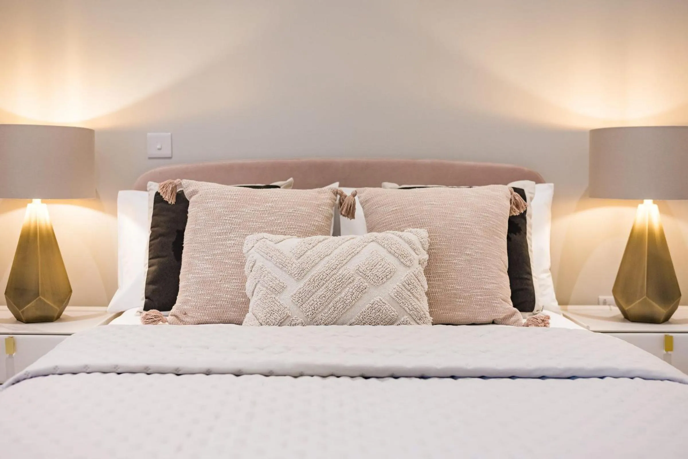 Bed in Marble Arch Suite 3