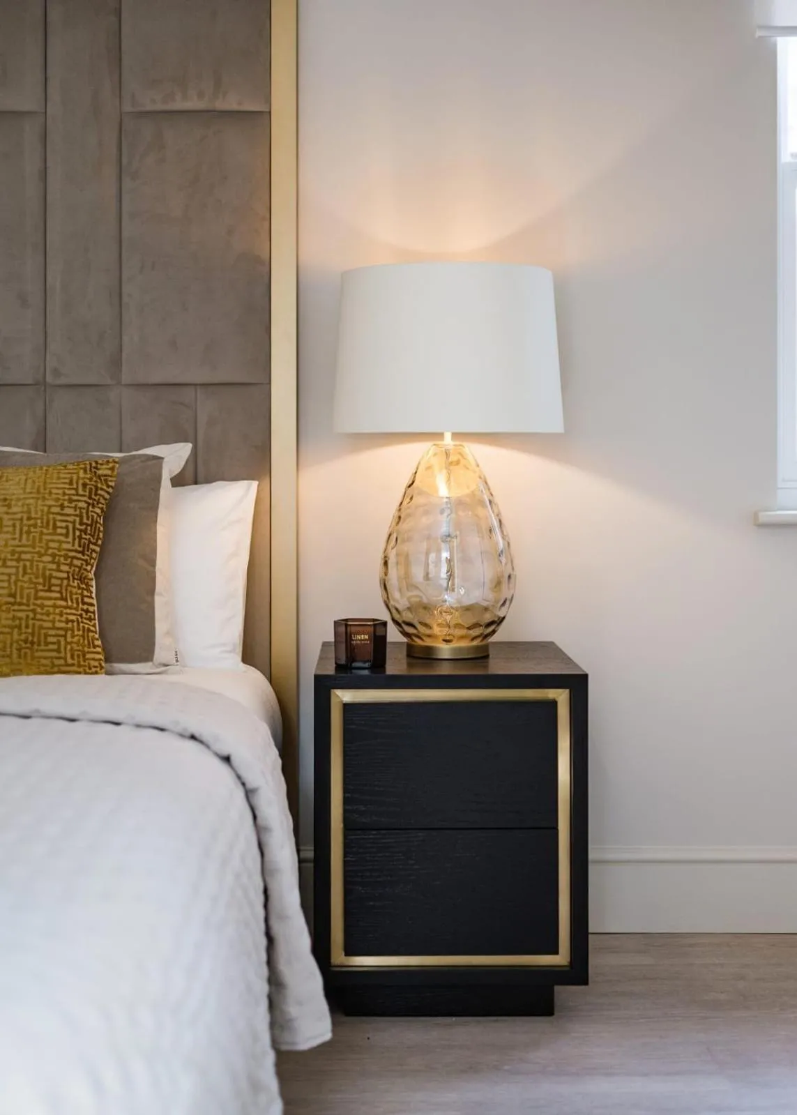 Bed in Marble Arch Suite 3