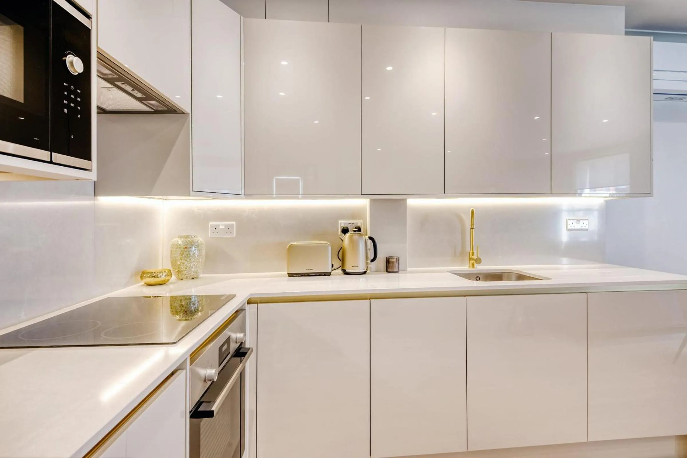 Marble Arch Suite 3