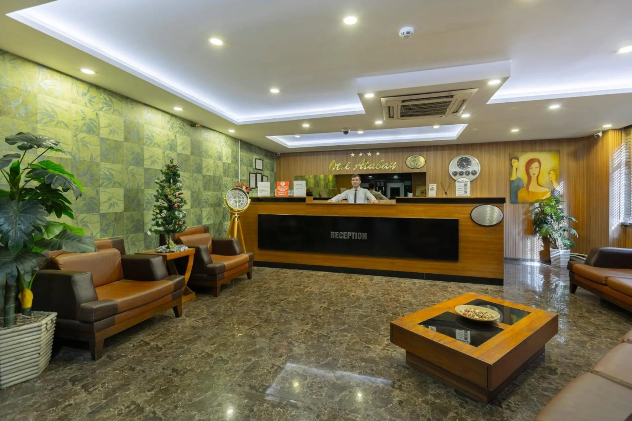 Lobby or reception in Hotel Atabay