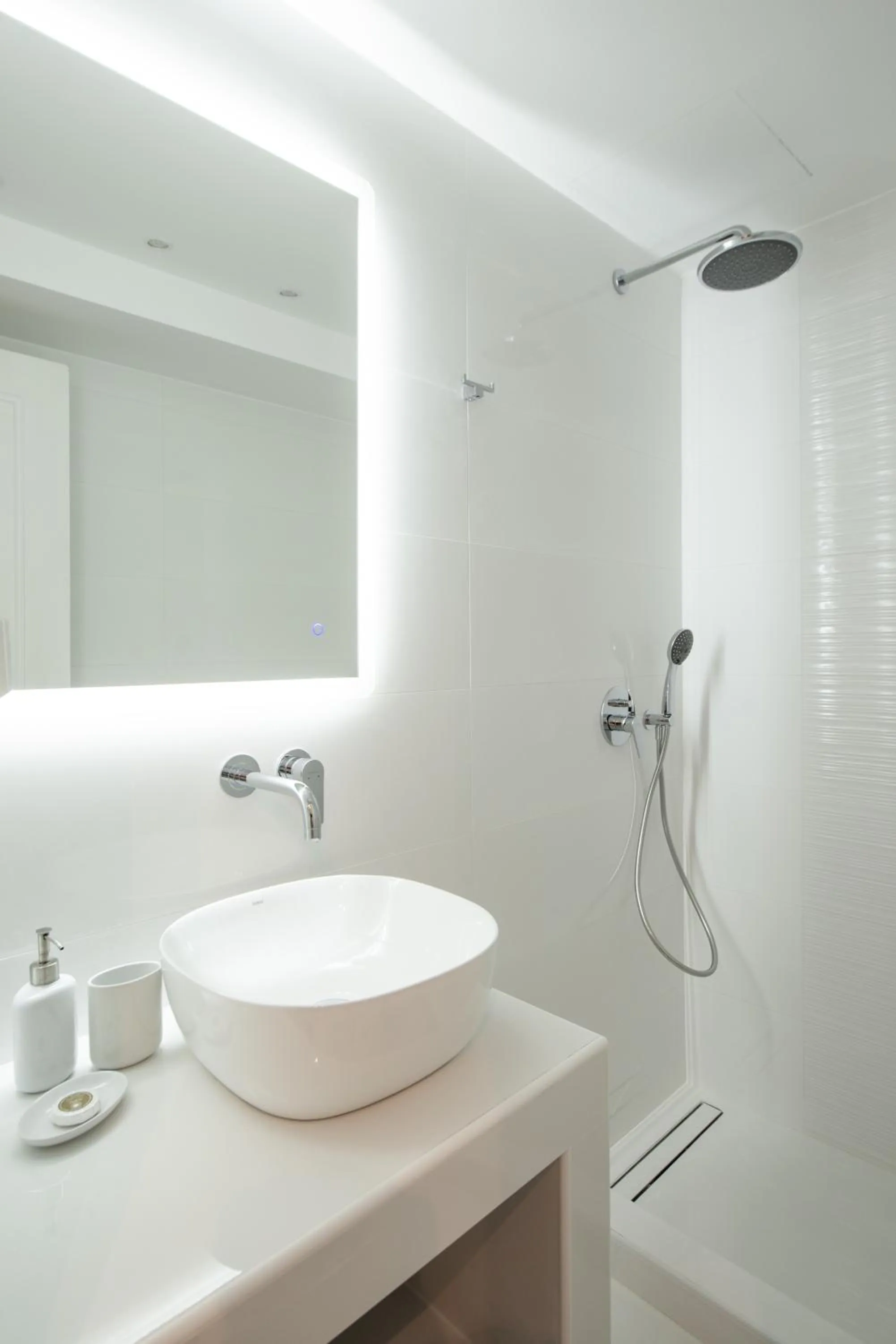 Bathroom in Aeri Villas & Apartments